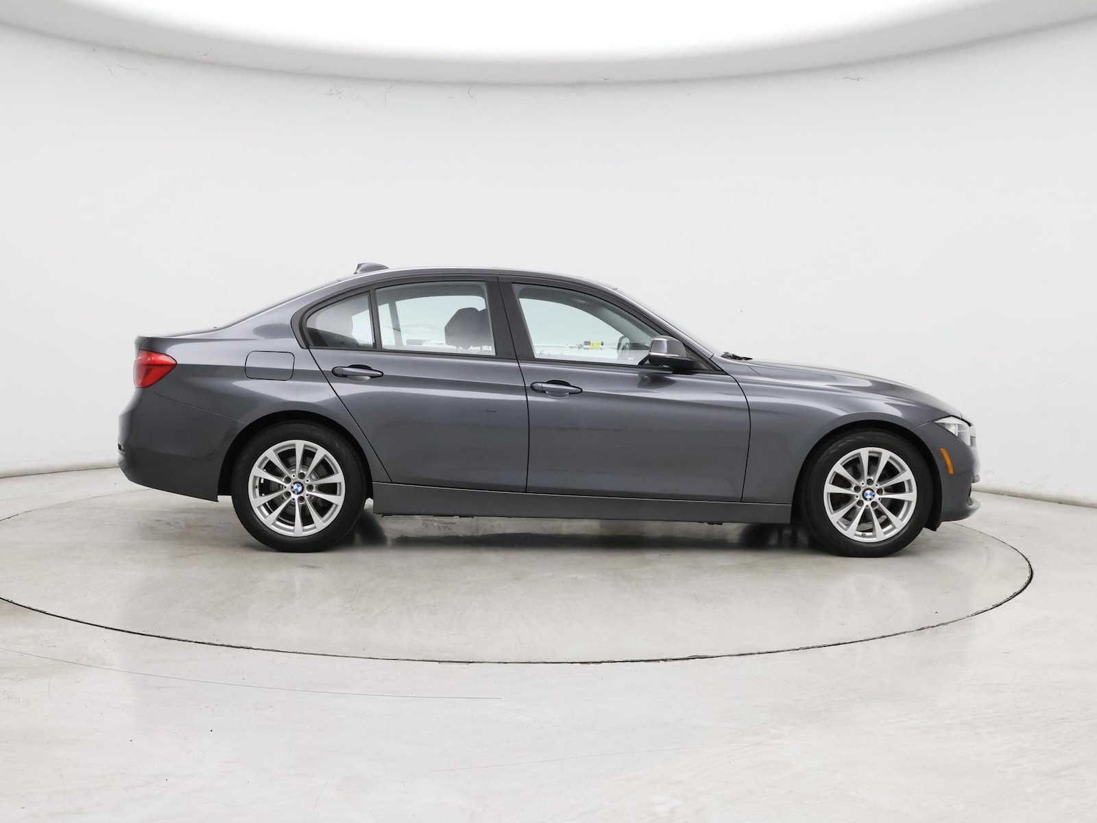 2016 BMW 3 Series 320i - Photo 8