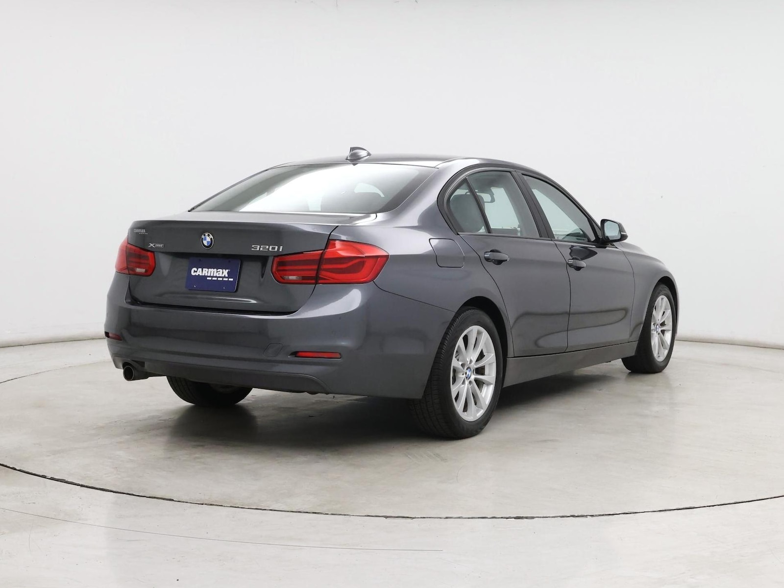 2016 BMW 3 Series 320i - Photo 9
