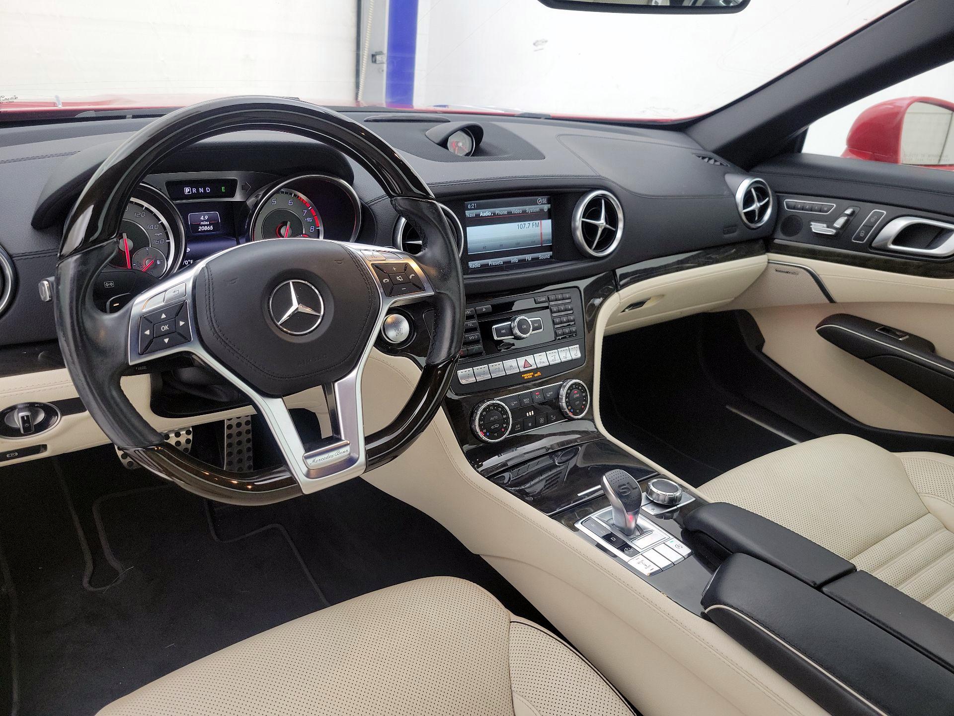 Thumbnail: 2015 Mercedes-Benz SL-Class - 9
