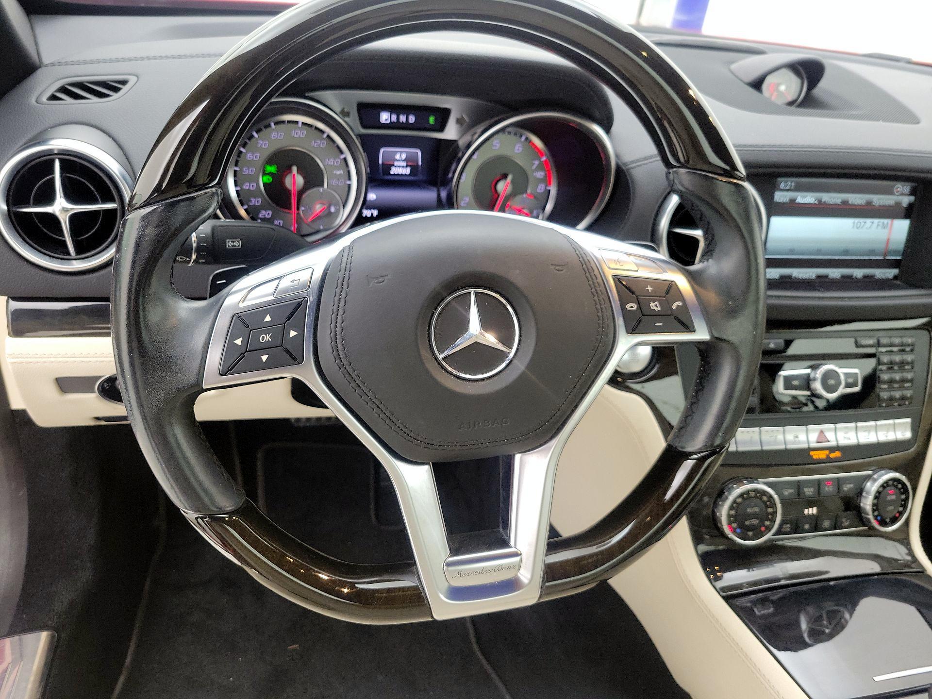 Thumbnail: 2015 Mercedes-Benz SL-Class - 10