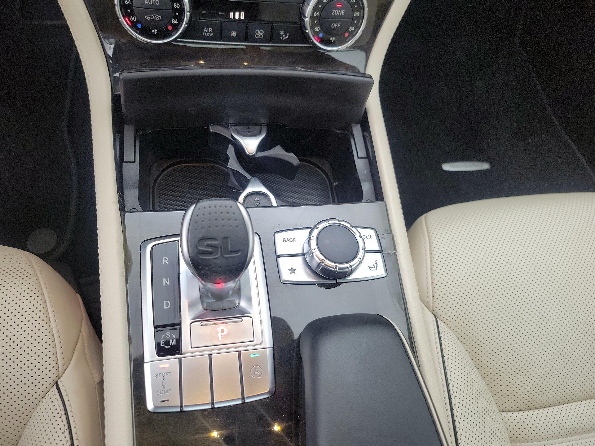 Thumbnail: 2015 Mercedes-Benz SL-Class - 17