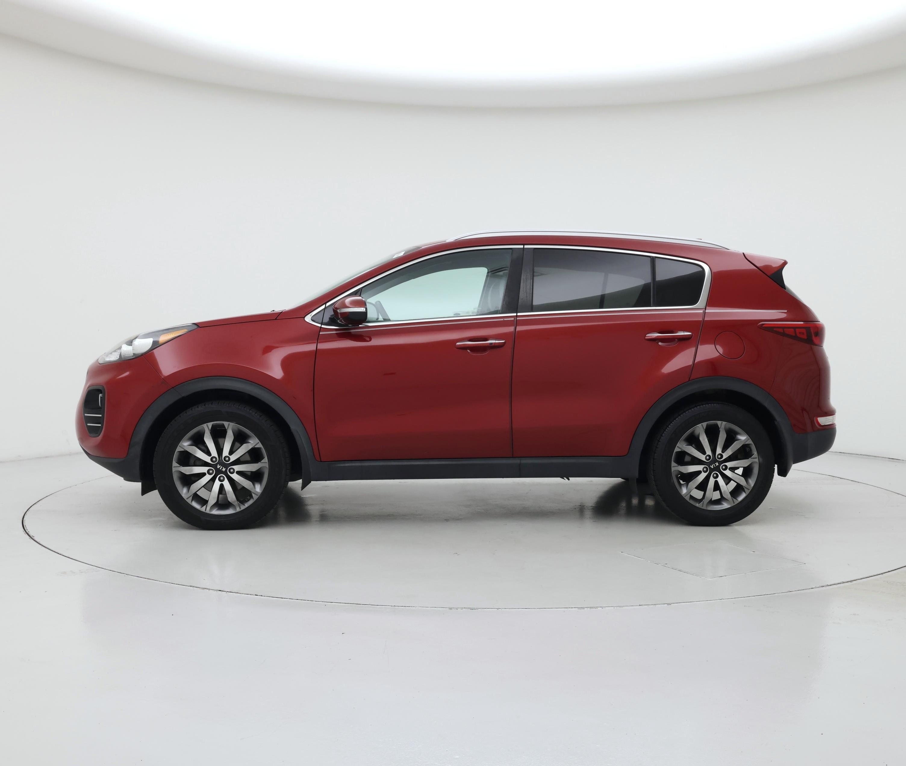 Thumbnail: 2018 Kia Sportage - 3