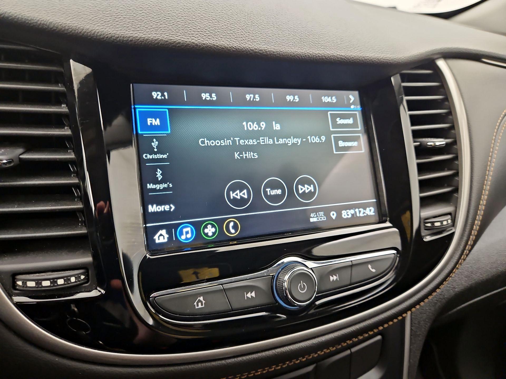 Thumbnail: 2019 Chevrolet Trax - 15