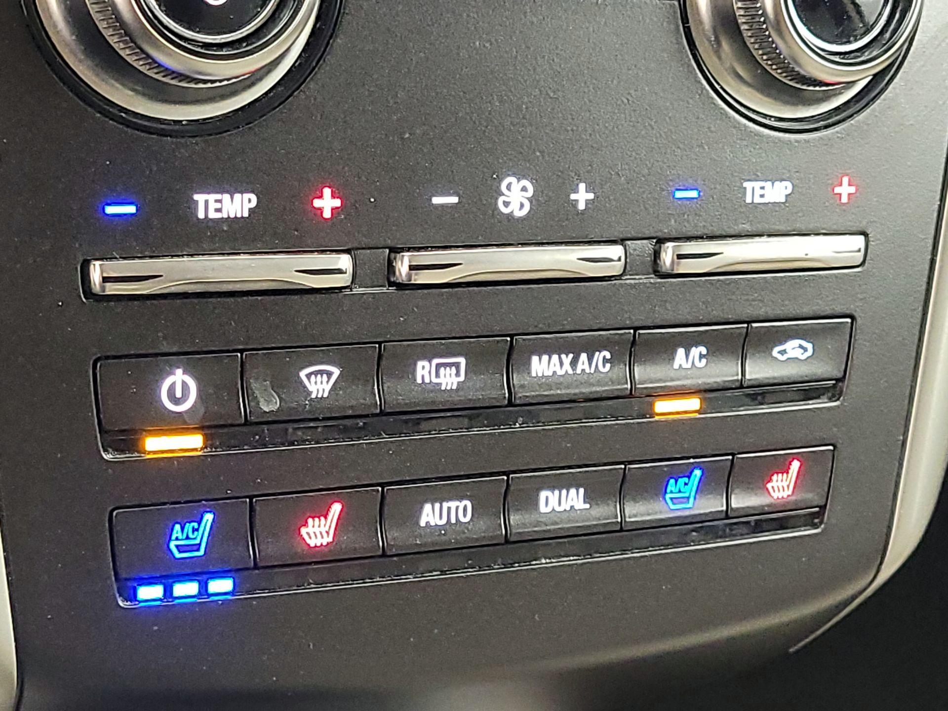 Thumbnail: 2019 Lincoln MKC - 17