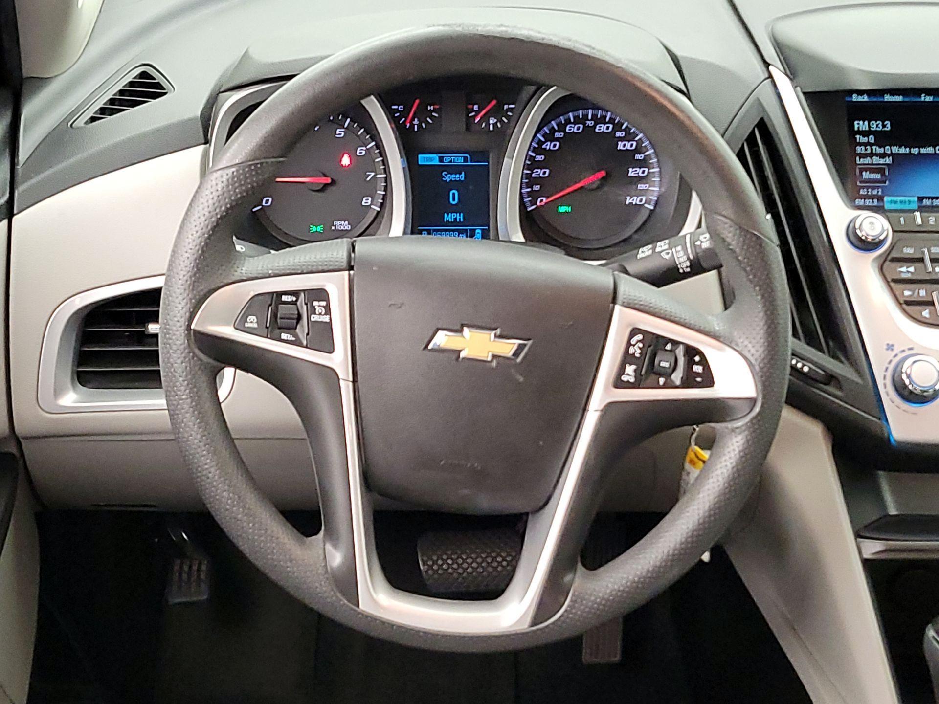 Thumbnail: 2017 Chevrolet Equinox - 10
