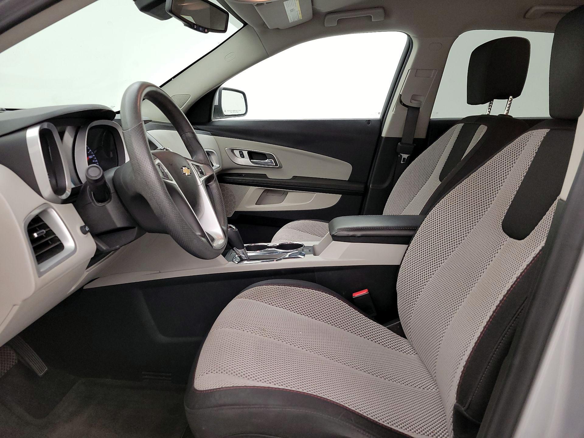 Thumbnail: 2017 Chevrolet Equinox - 11