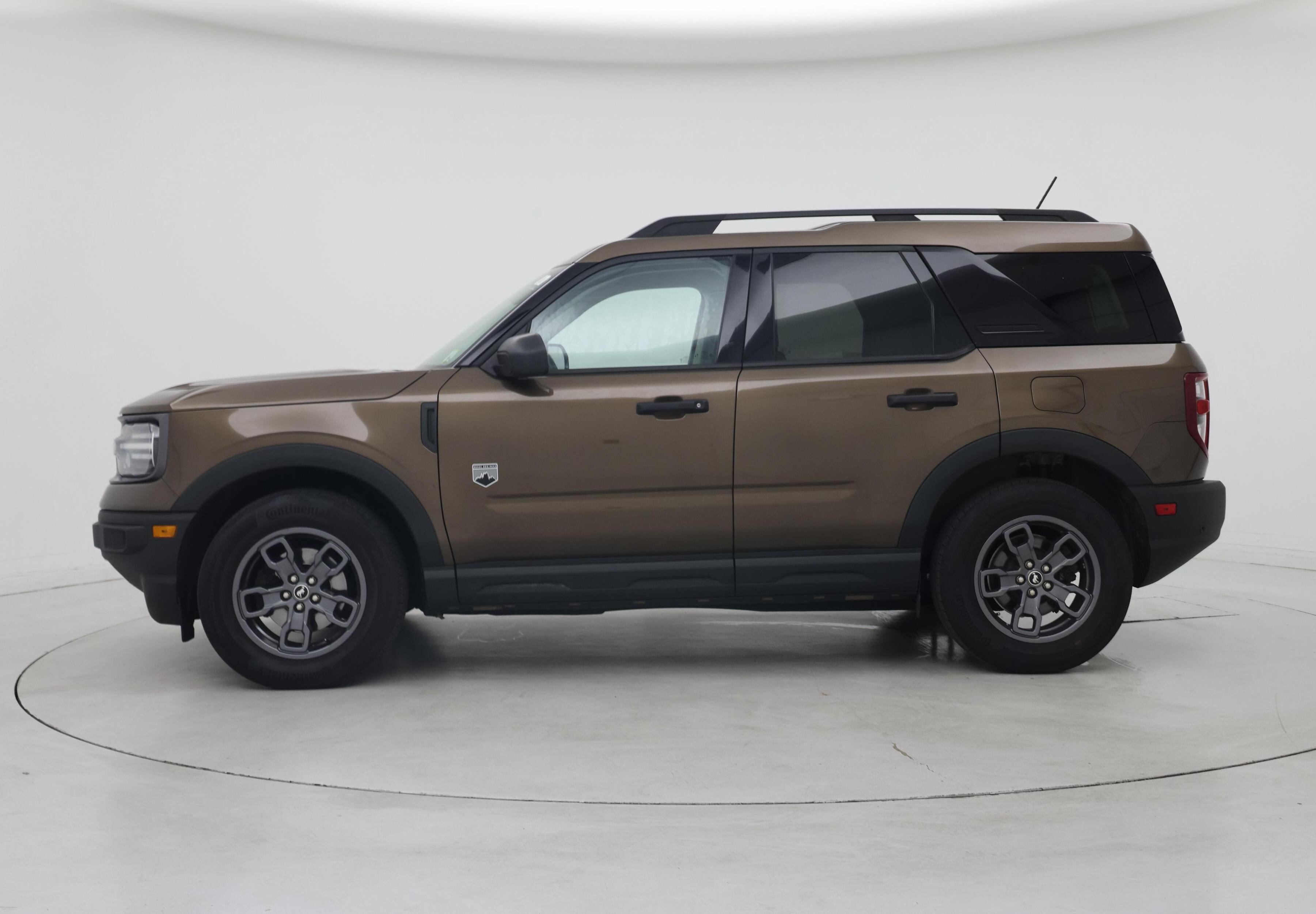 Thumbnail: 2022 Ford Bronco Sport - 3