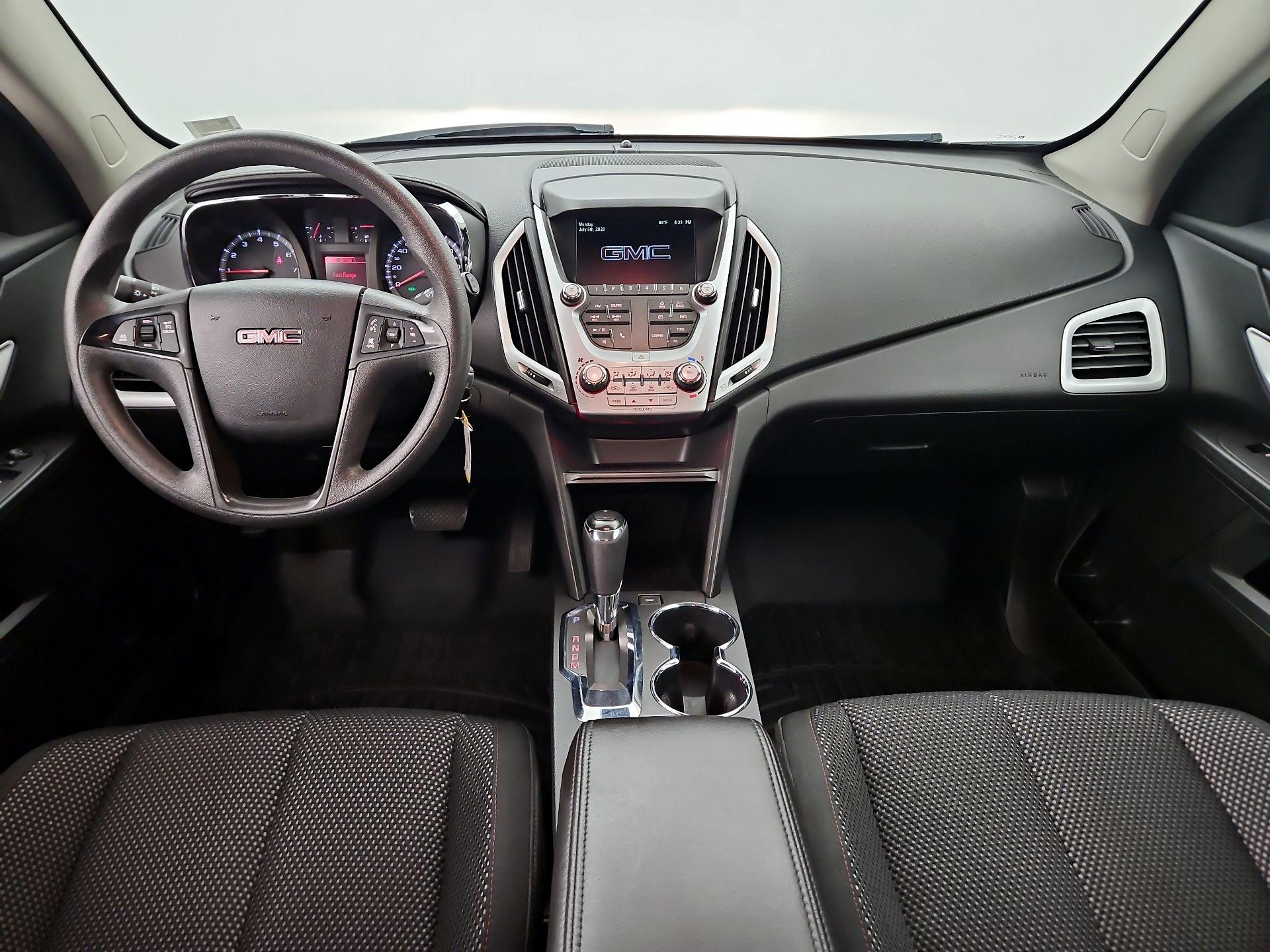 Thumbnail: 2017 GMC Terrain - 9