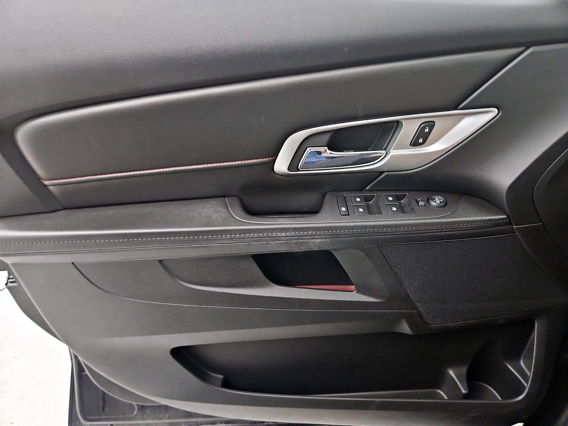 Thumbnail: 2017 GMC Terrain - 12