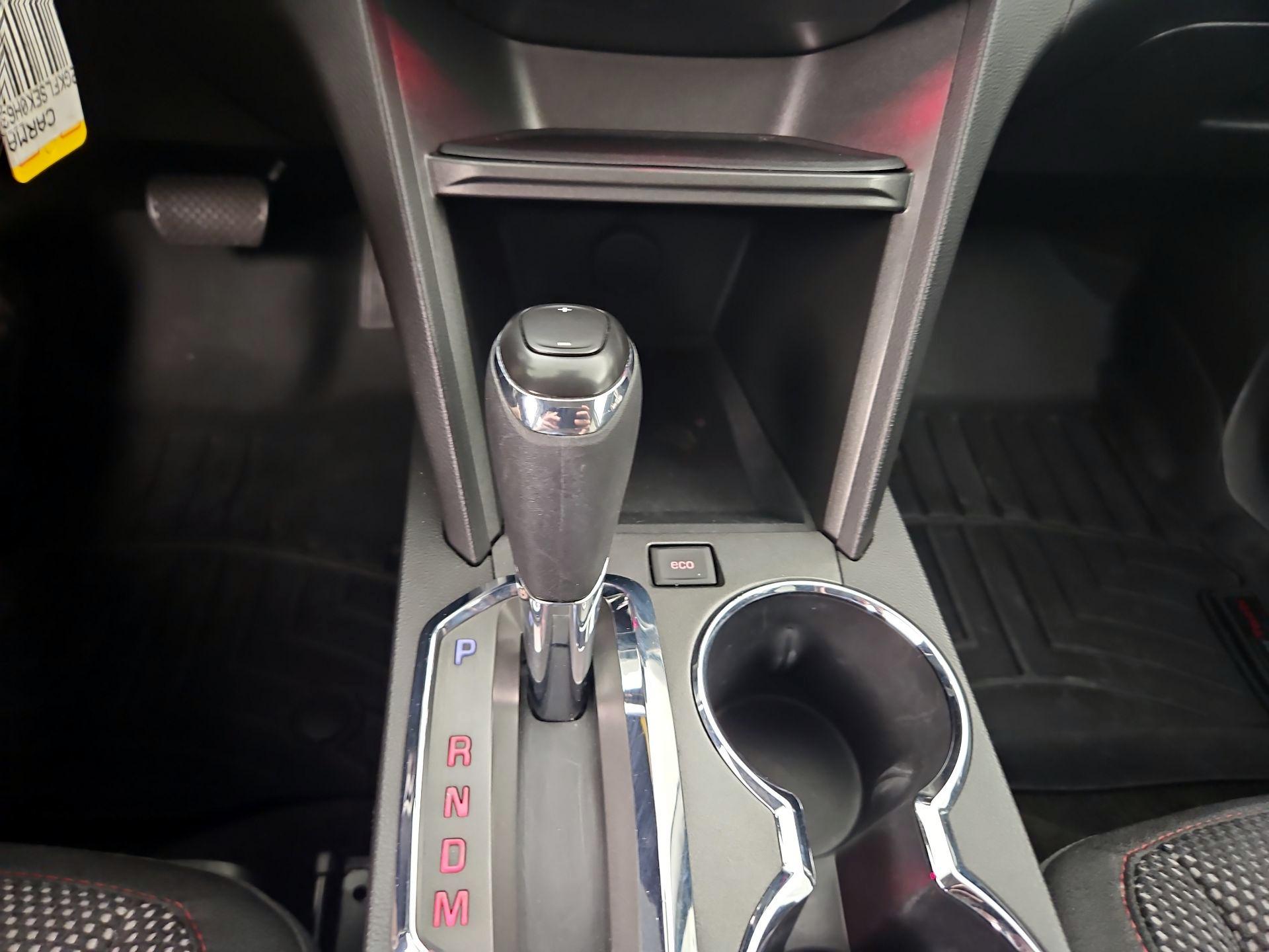 Thumbnail: 2017 GMC Terrain - 16