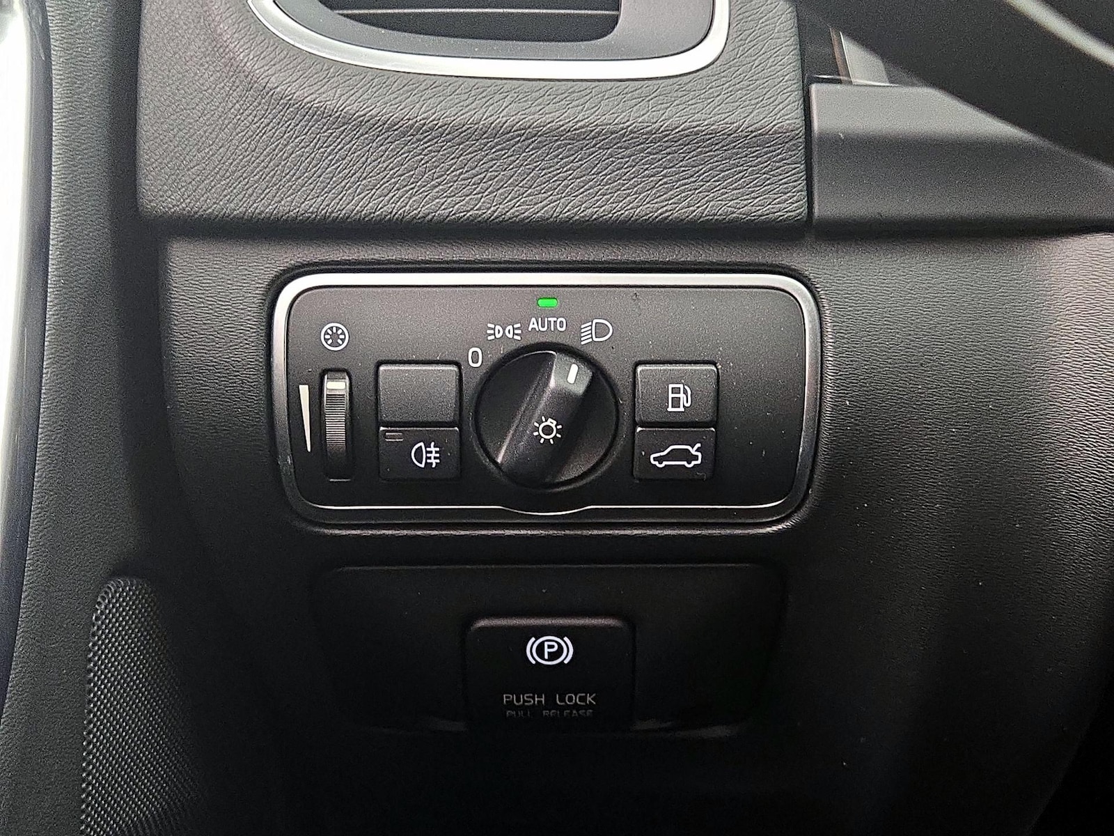 2015 Volvo S60 T5 Platinum - Photo 14