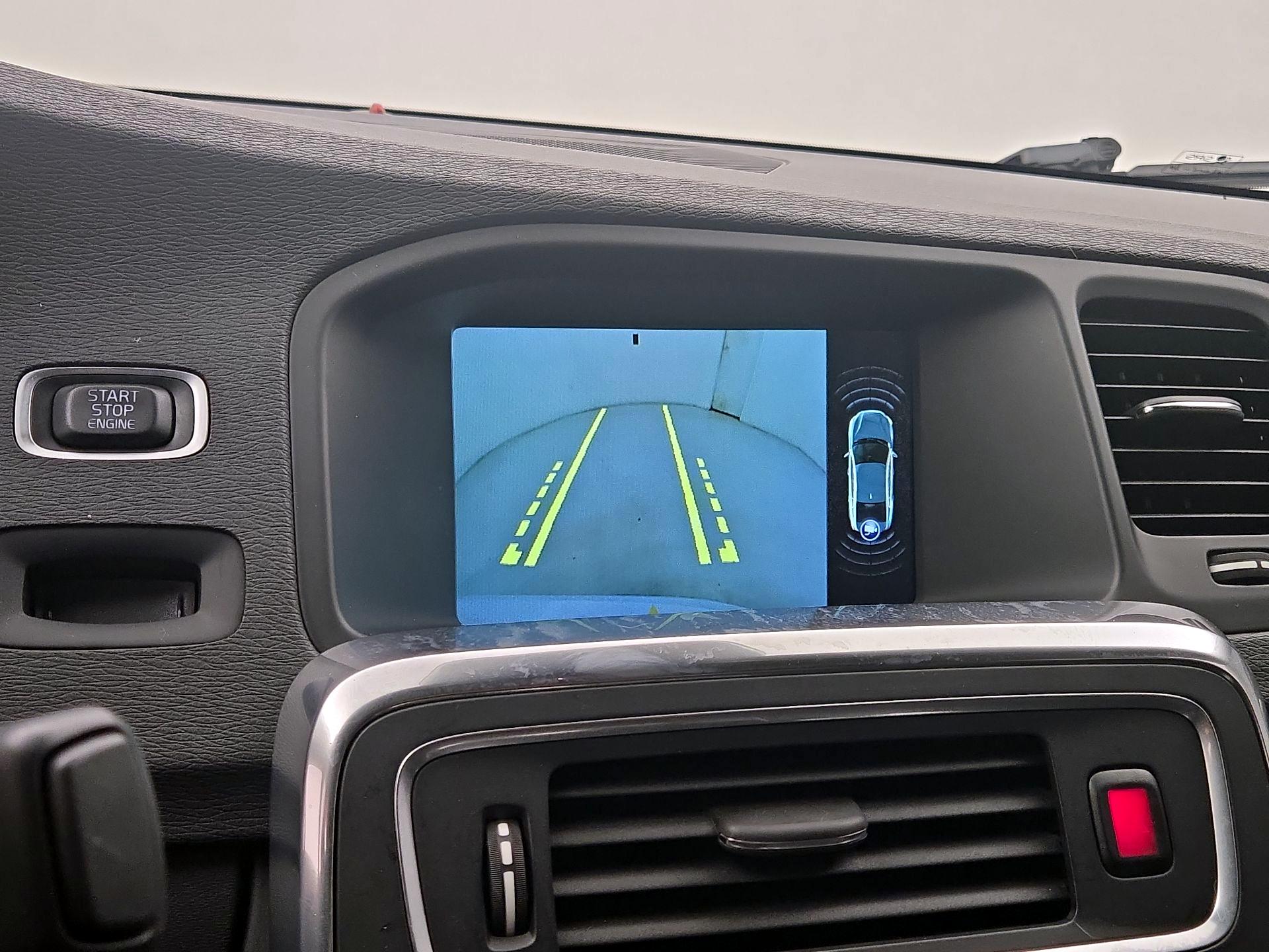 Thumbnail: 2015 Volvo S60 - 14