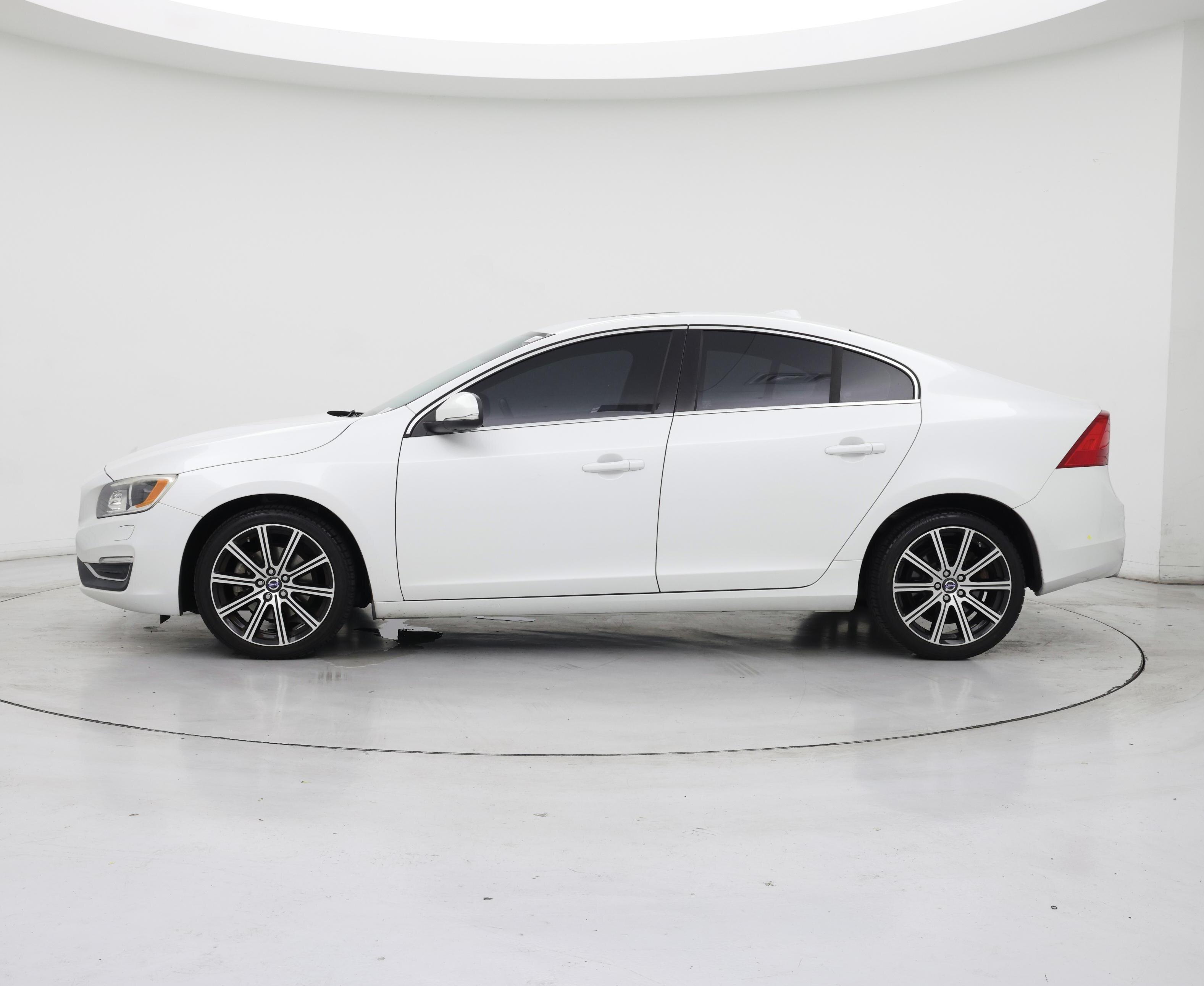 Thumbnail: 2015 Volvo S60 - 3