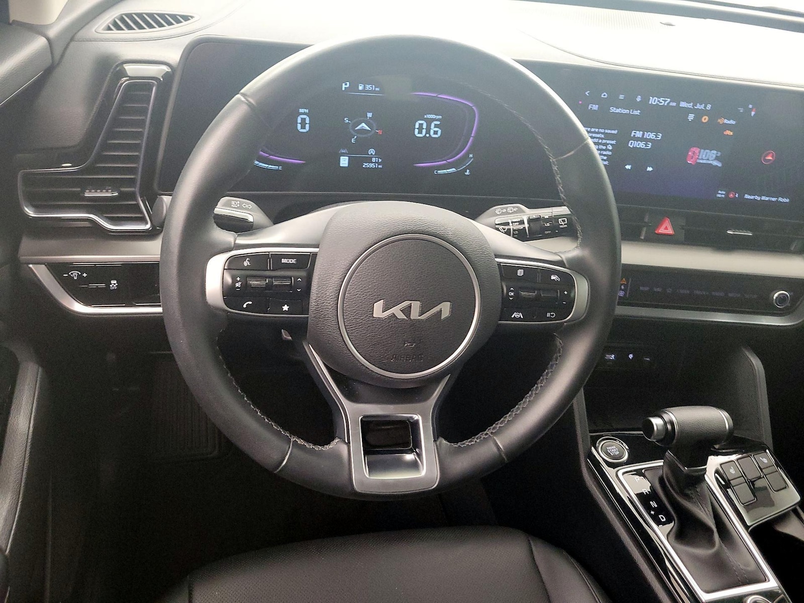 2023 Kia Sportage EX - Photo 11
