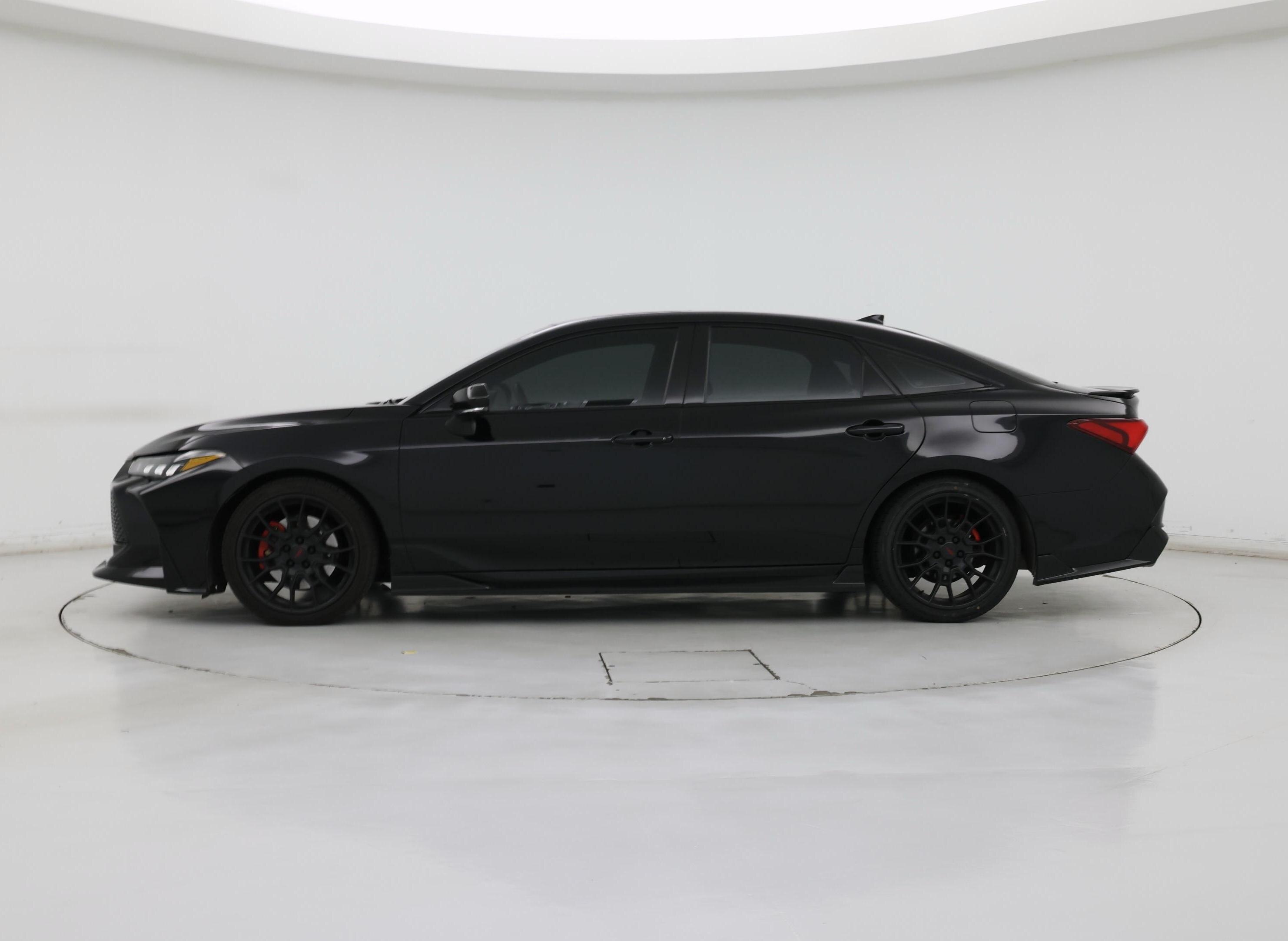 Thumbnail: 2020 Toyota Avalon - 3
