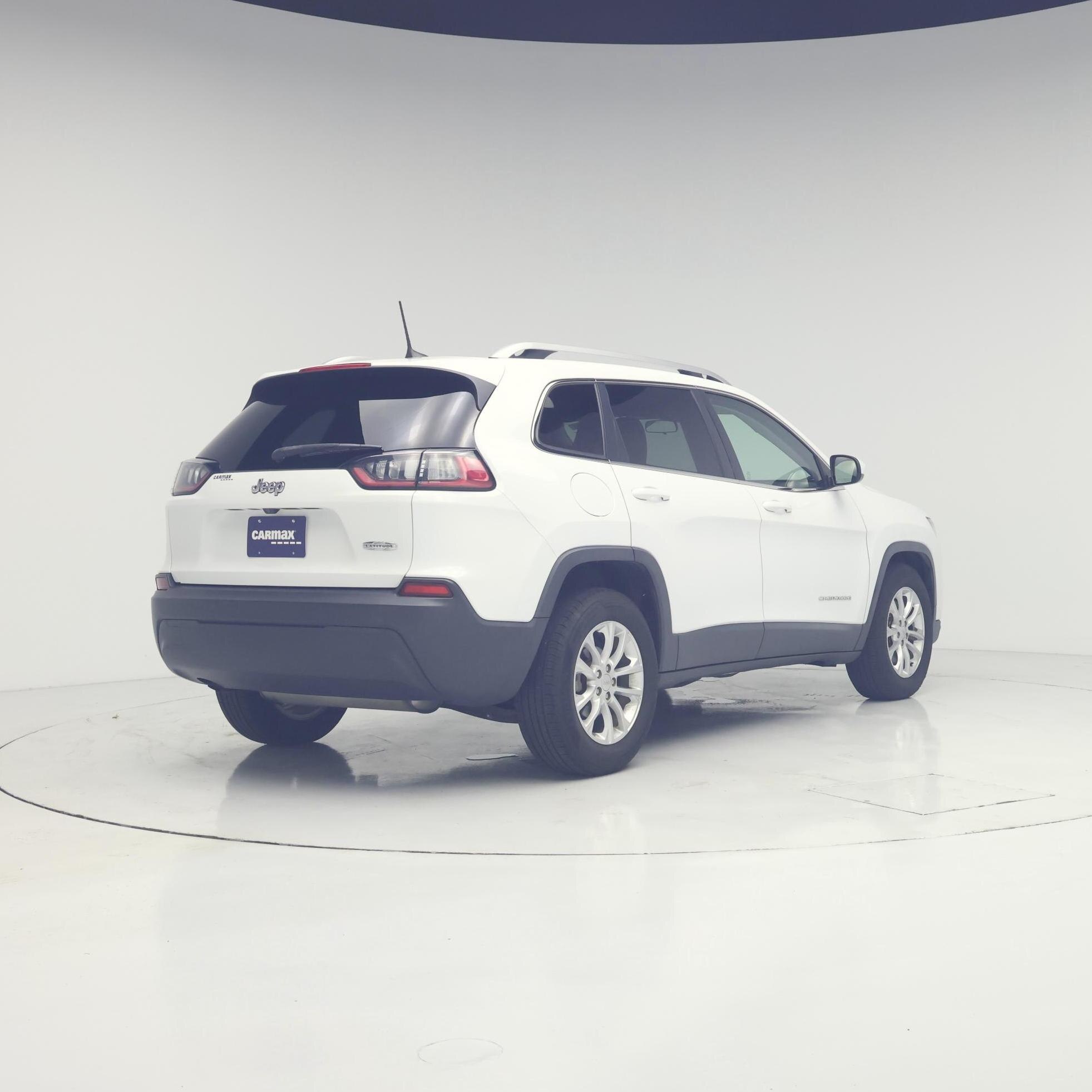 Thumbnail: 2019 Jeep Cherokee - 8