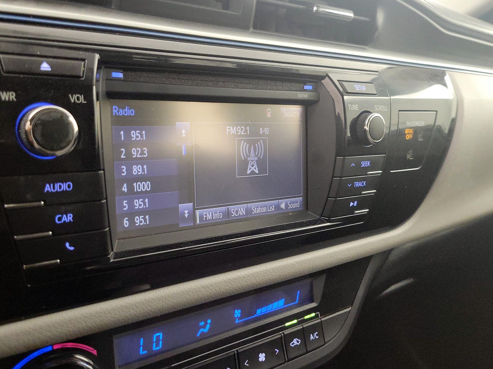Thumbnail: 2014 Toyota Corolla - 15