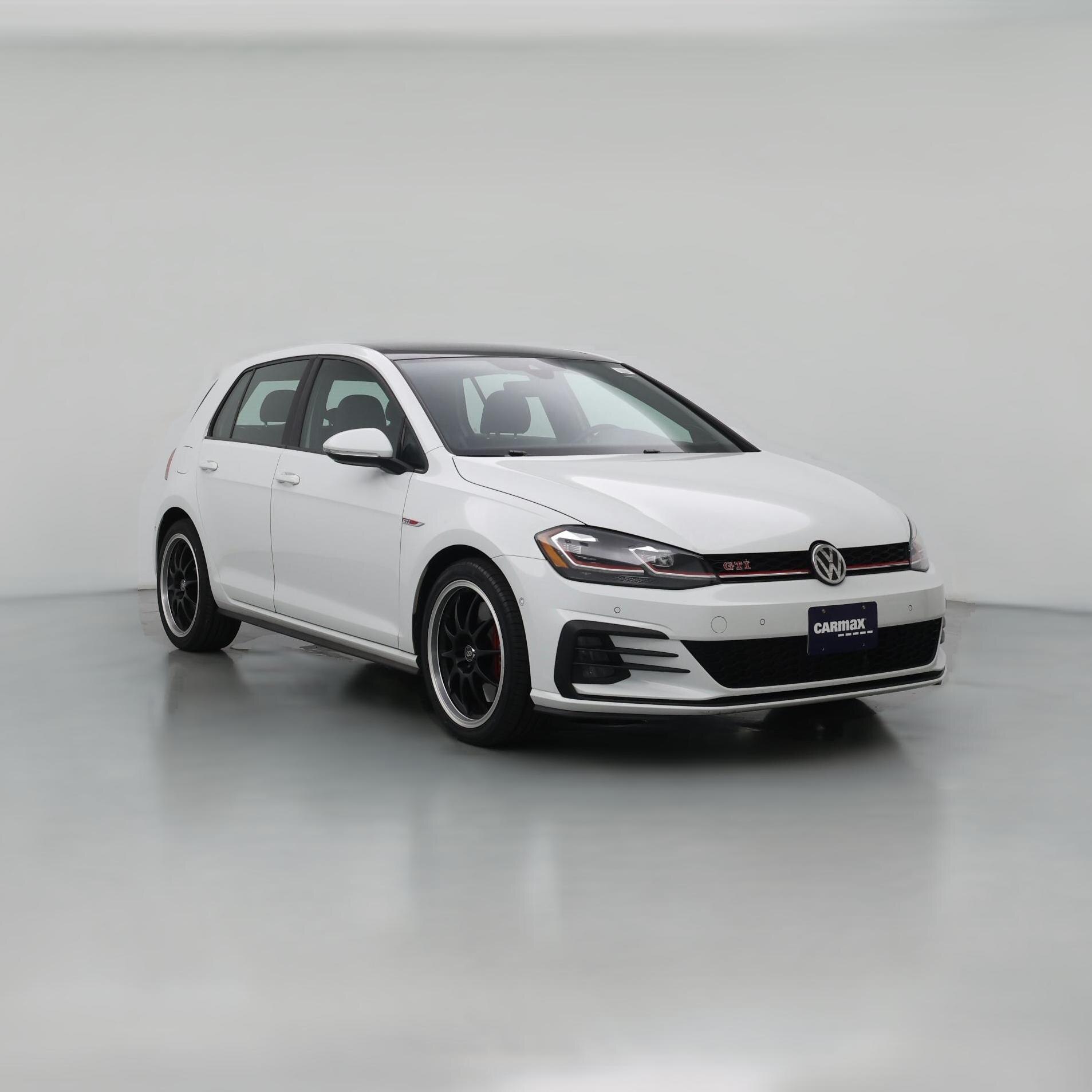 Thumbnail: 2020 Volkswagen Golf - 1