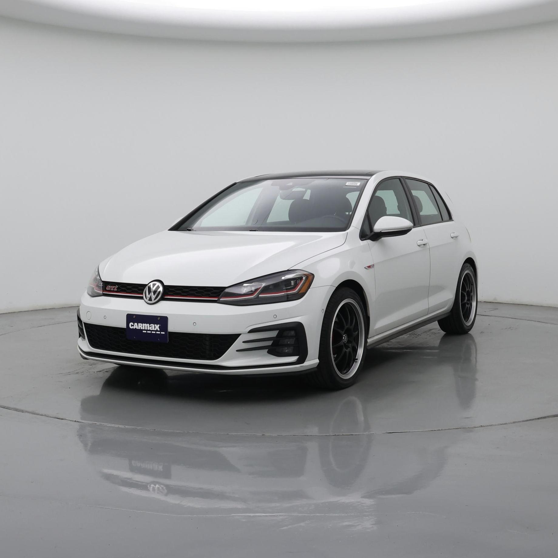 Thumbnail: 2020 Volkswagen Golf - 4