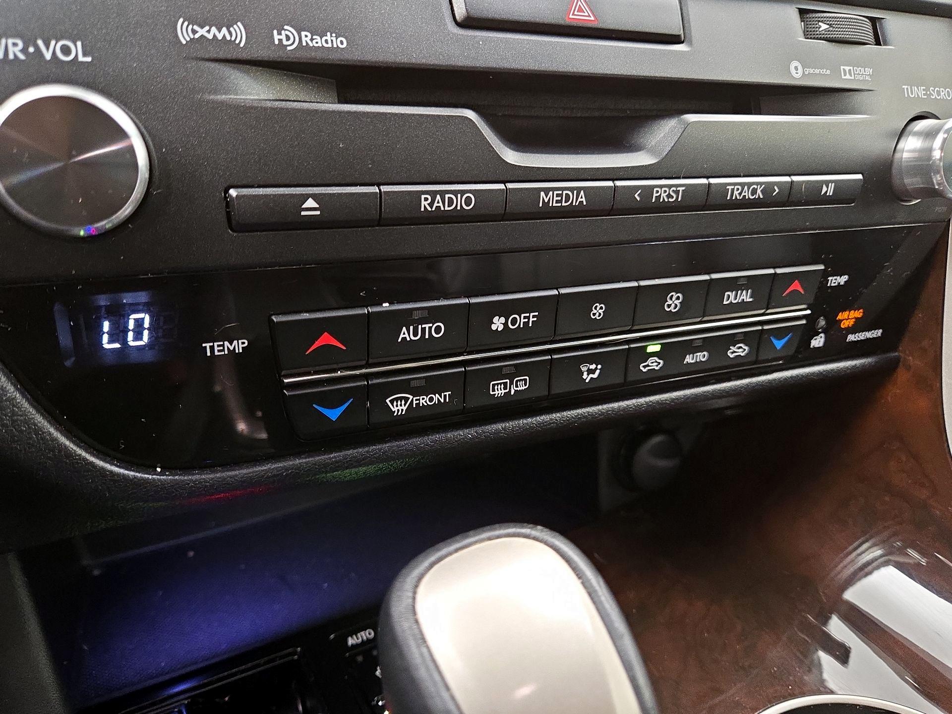 Thumbnail: 2019 Lexus RX - 16