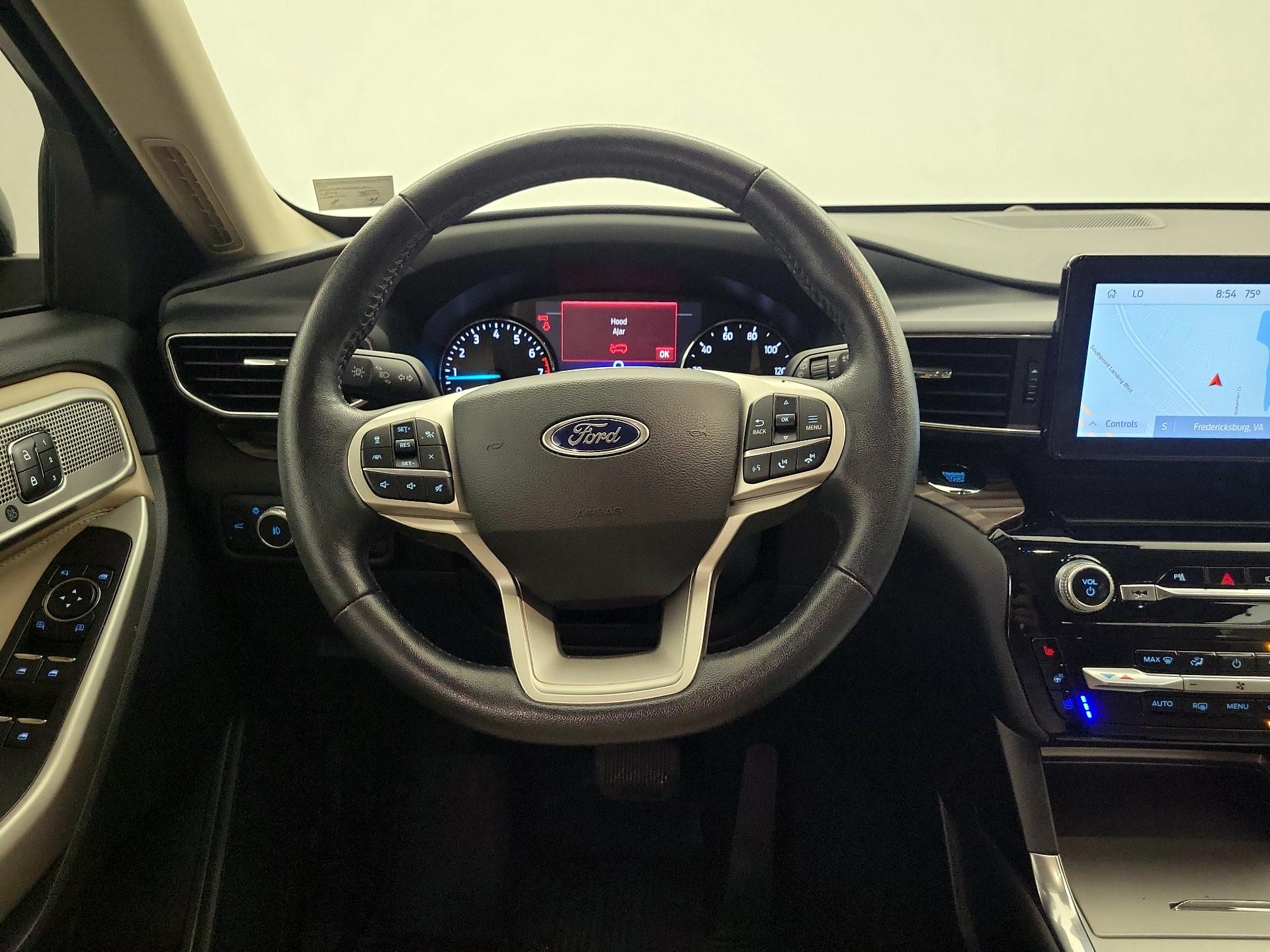 Thumbnail: 2022 Ford Explorer - 10