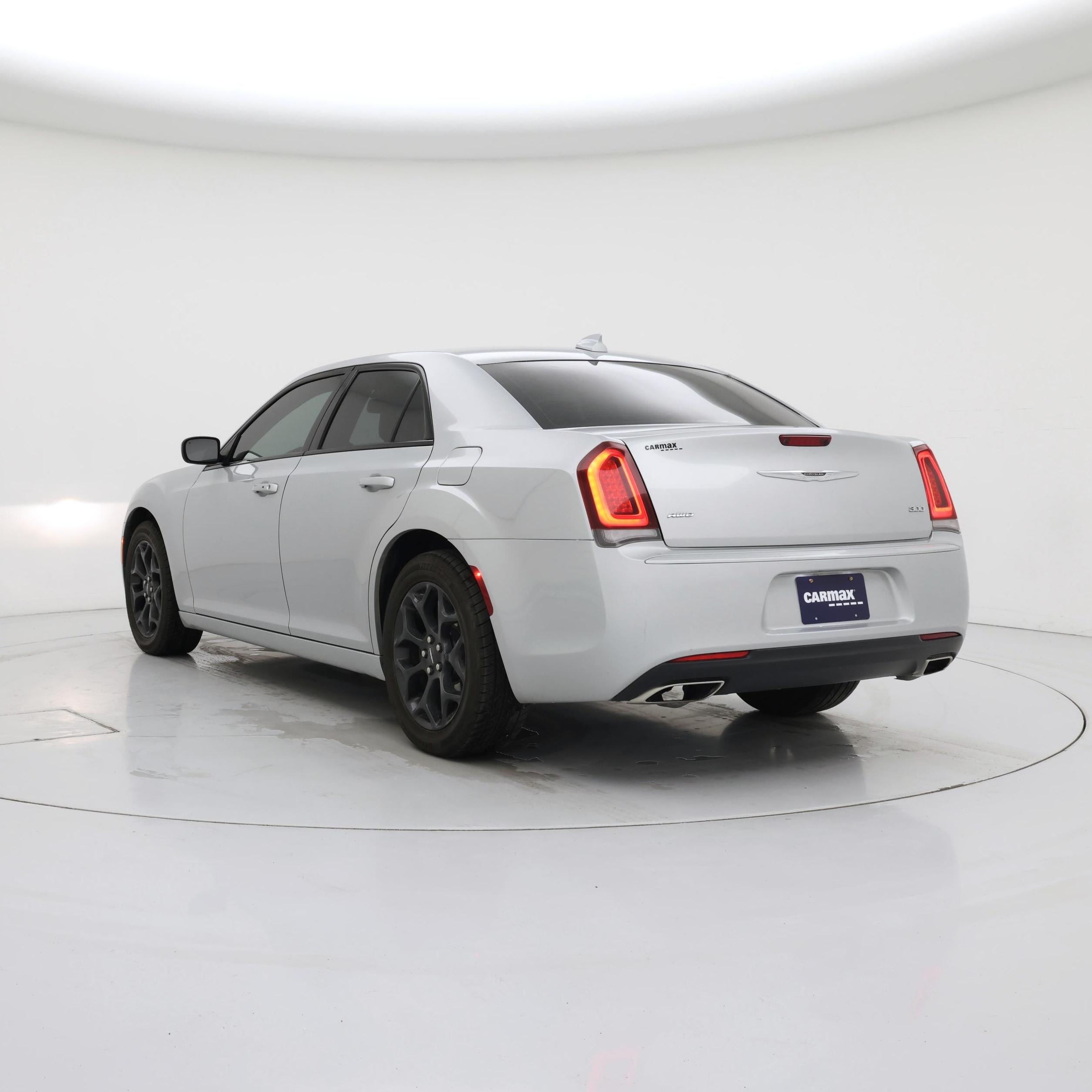 Thumbnail: 2019 Chrysler 300 - 2