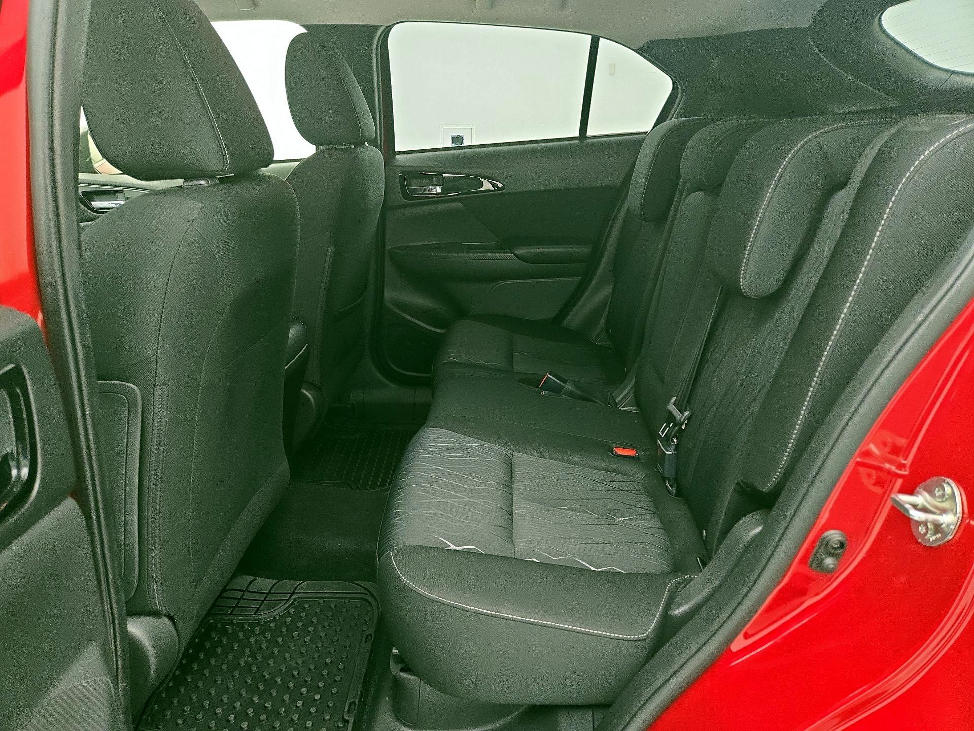 Thumbnail: 2019 Mitsubishi Eclipse Cross - 19