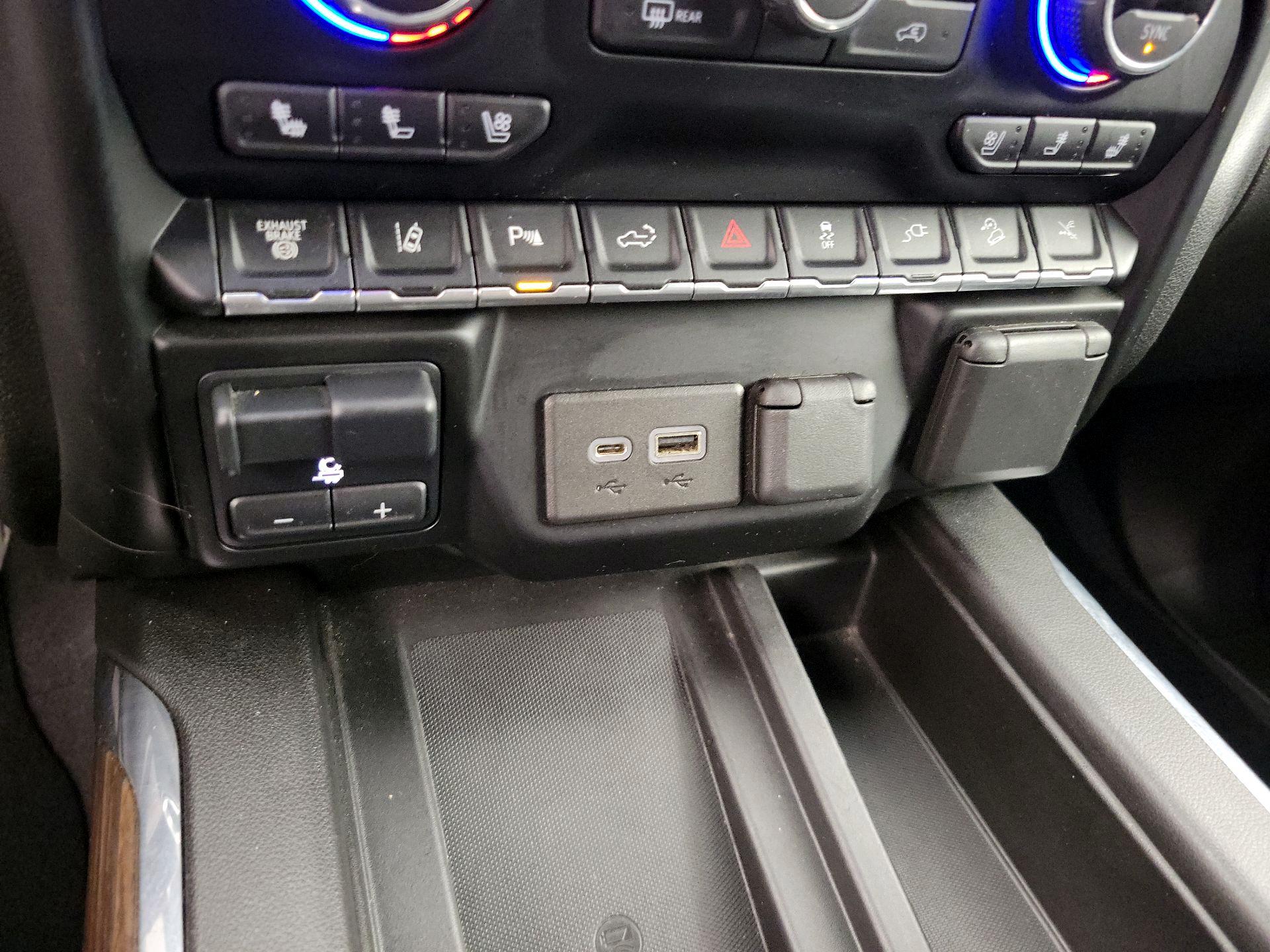 Thumbnail: 2021 Chevrolet Silverado 2500 - 18