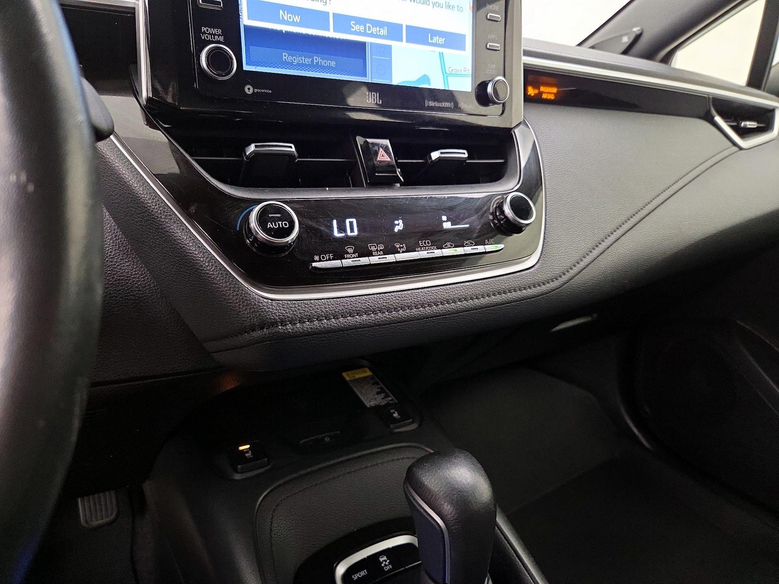 2020 Toyota Corolla XSE - Photo 18