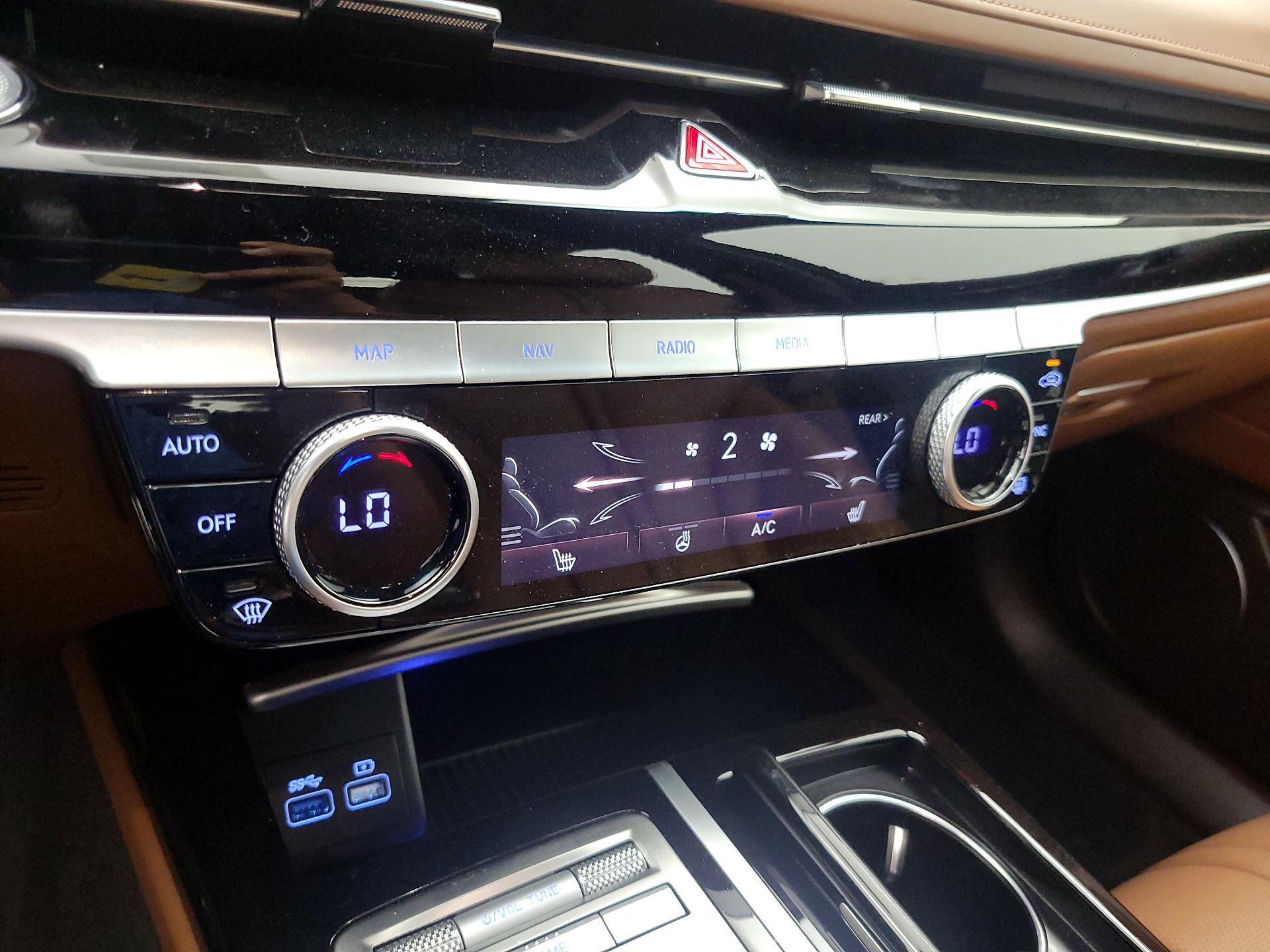 Thumbnail: 2023 Genesis G80 - 17