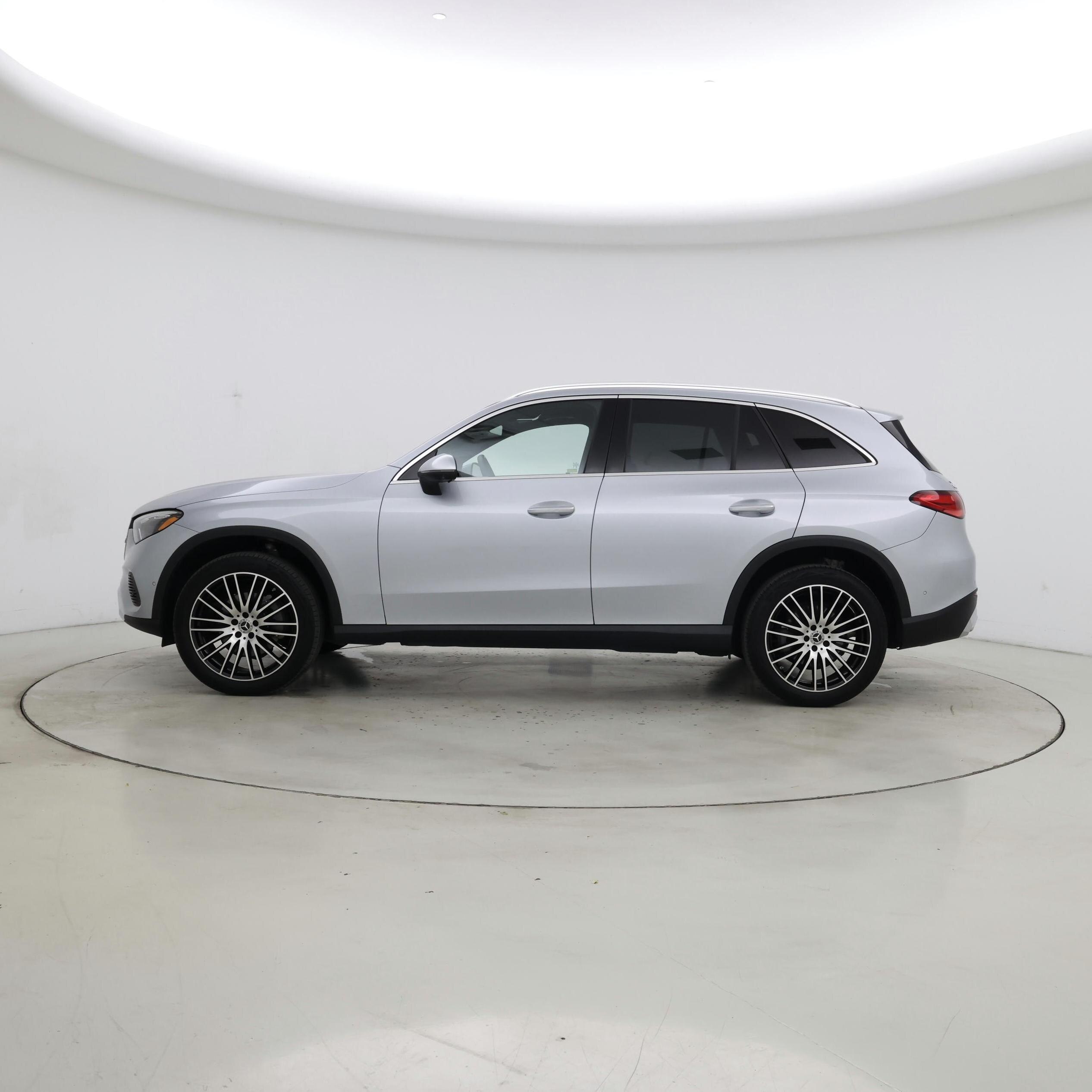 Thumbnail: 2024 Mercedes-Benz GLC - 3