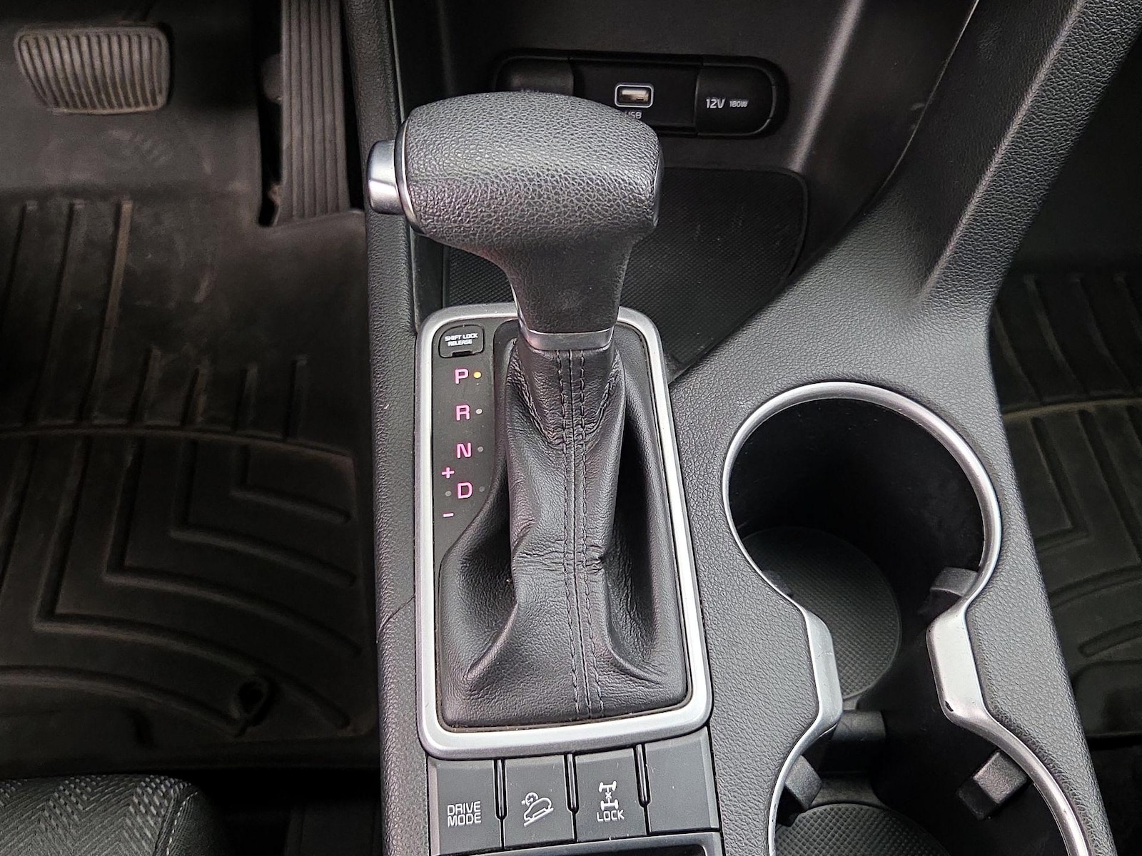 2022 Kia Sportage LX - Photo 18