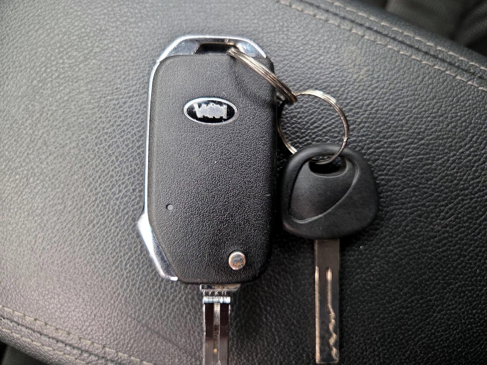 2022 Kia Sportage LX - Photo 23