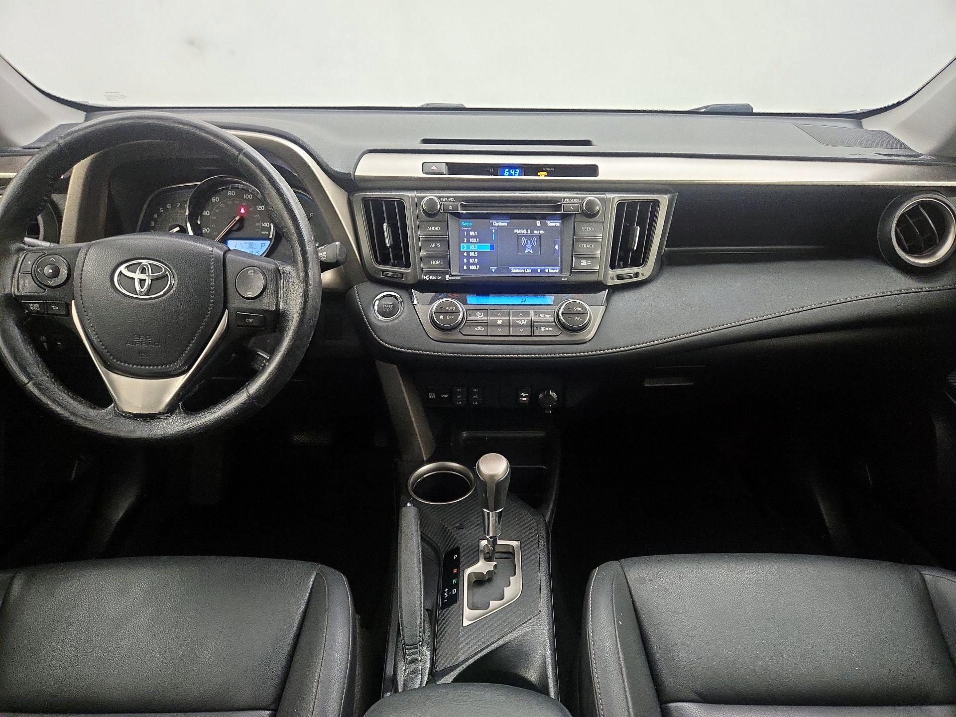 Thumbnail: 2015 Toyota RAV4 - 9