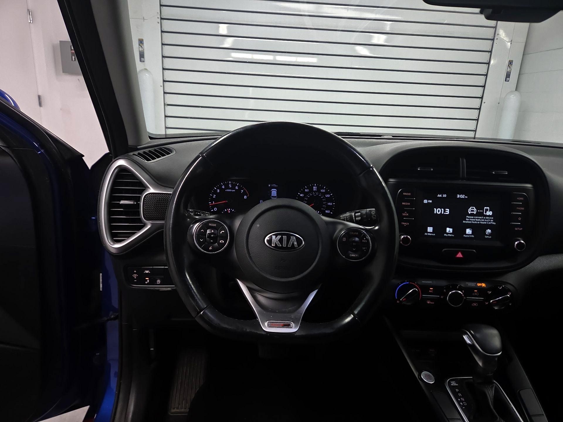 Thumbnail: 2020 Kia Soul - 10
