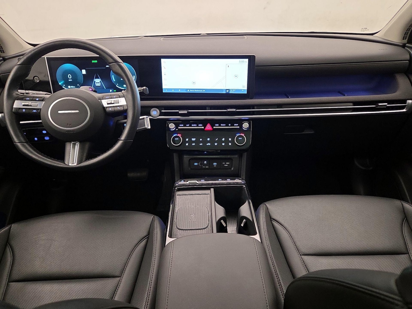2025 Hyundai Tucson Limited - Photo 10