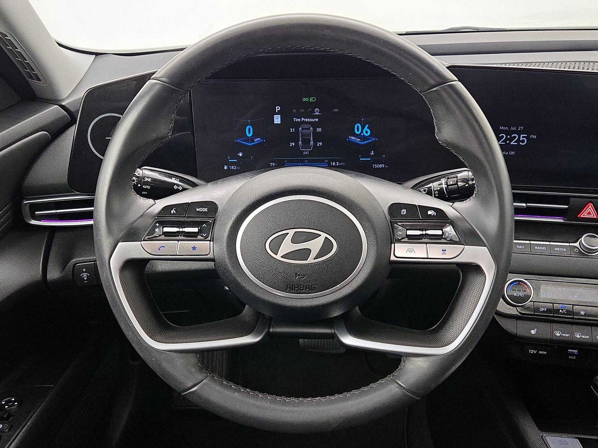 Thumbnail: 2024 Hyundai Elantra - 10