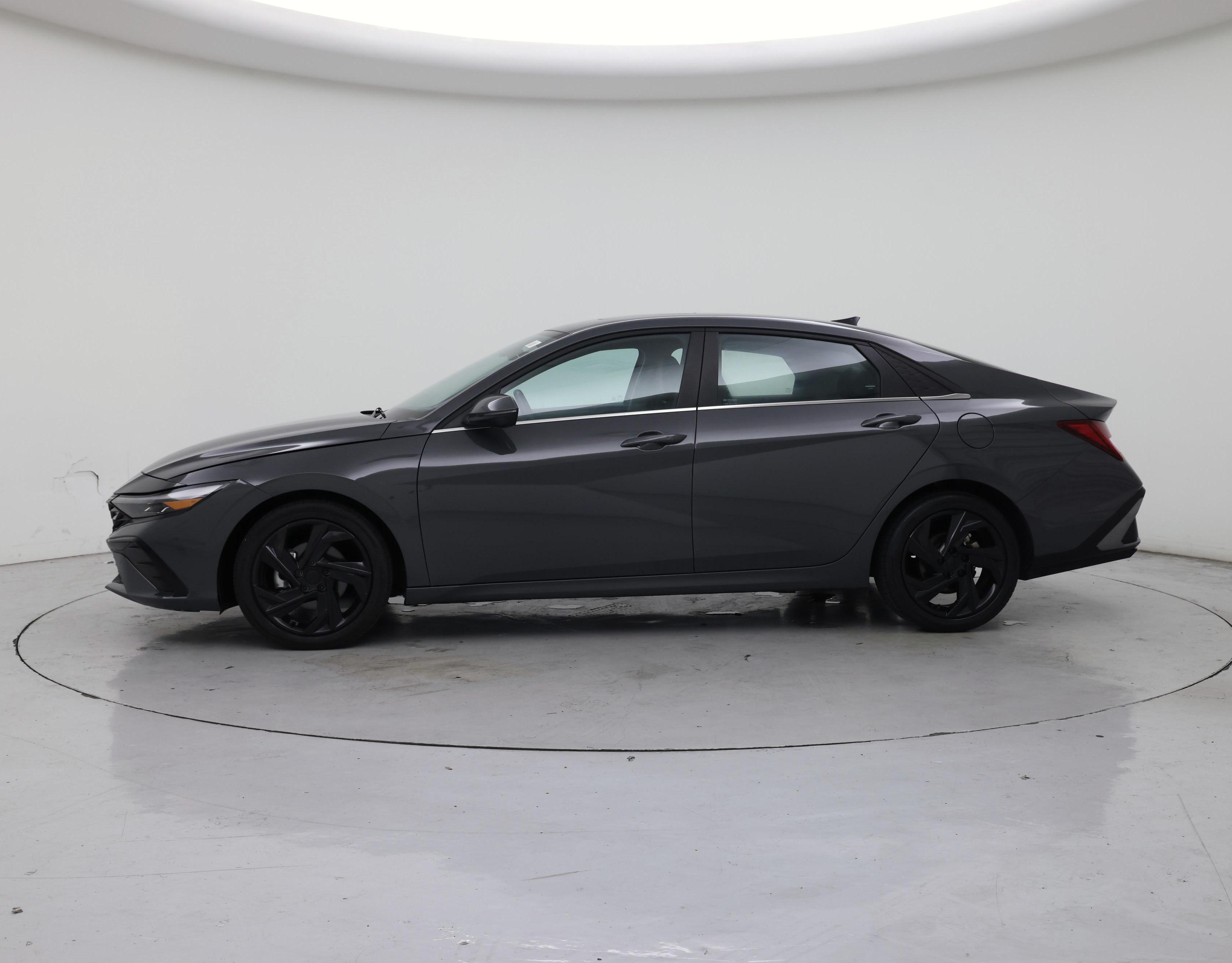 Thumbnail: 2024 Hyundai Elantra - 3