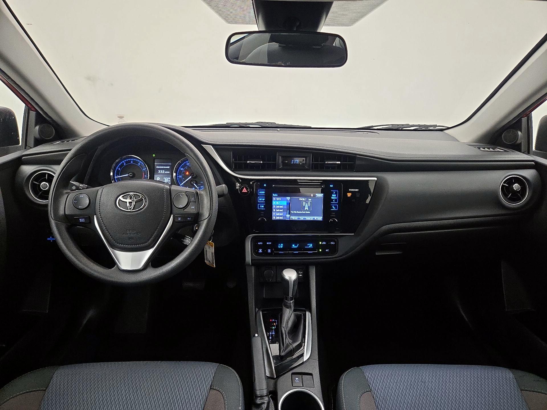Thumbnail: 2017 Toyota Corolla - 9
