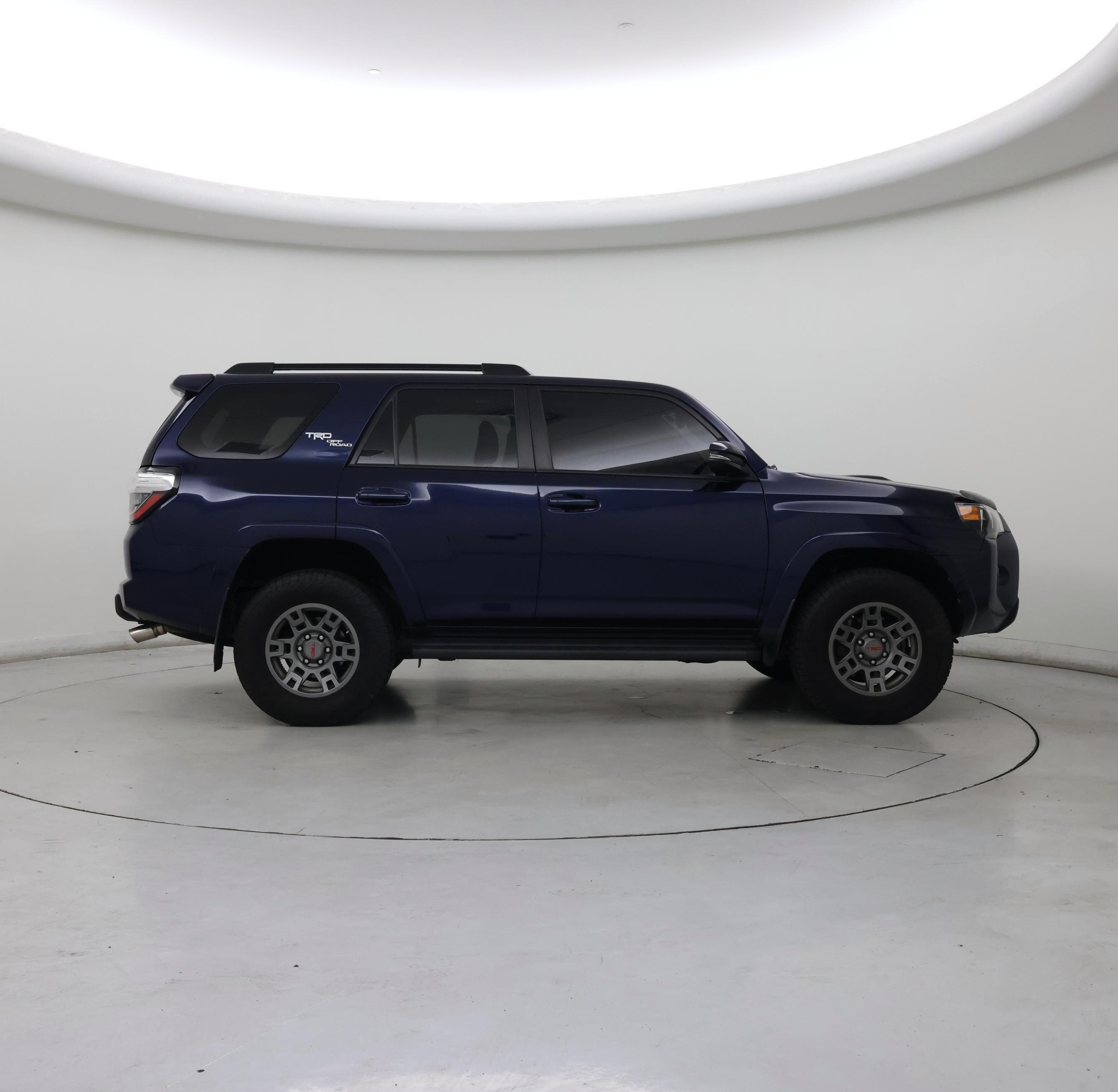 Thumbnail: 2020 Toyota 4Runner - 7