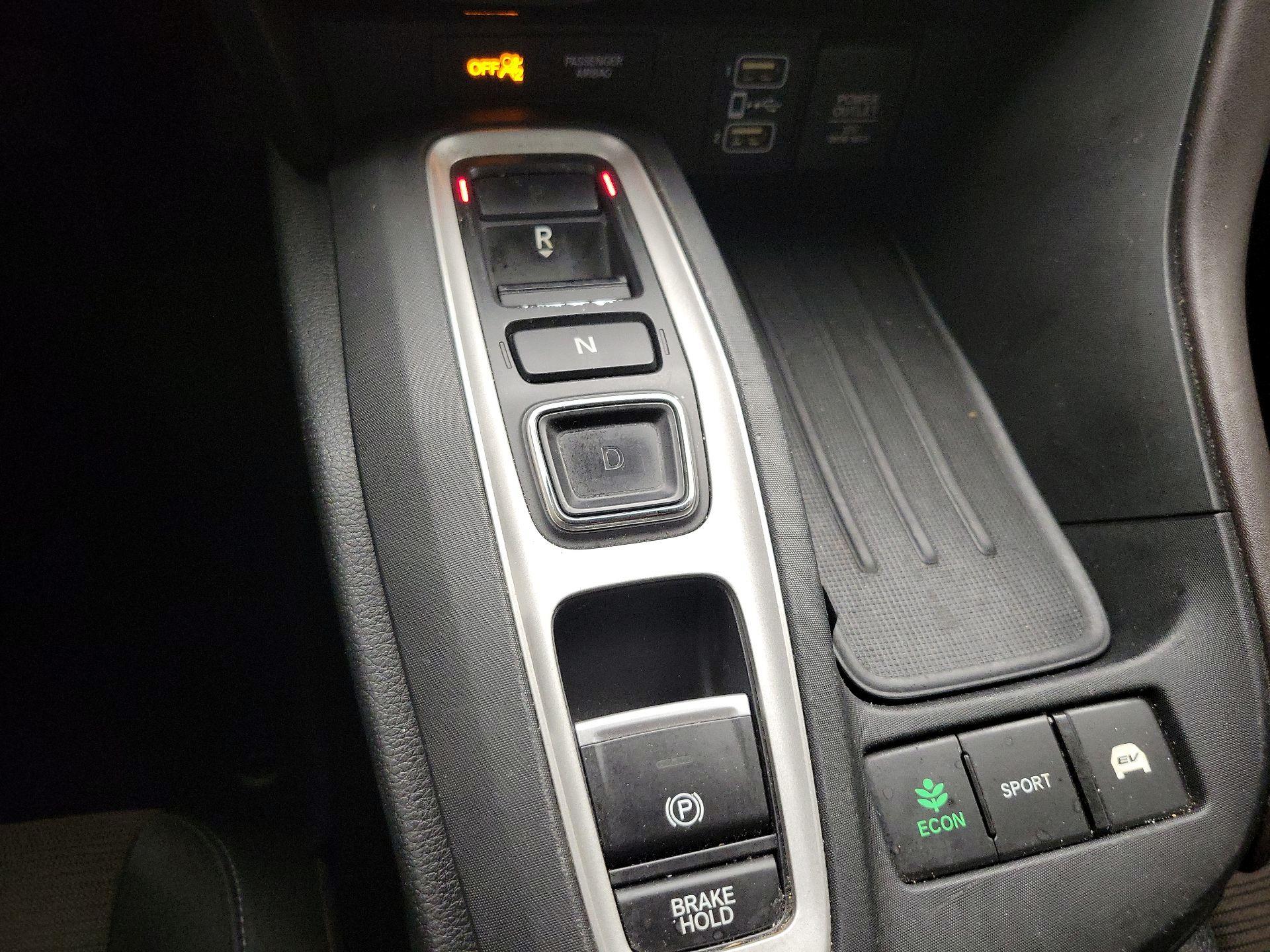 Thumbnail: 2019 Honda Insight - 17