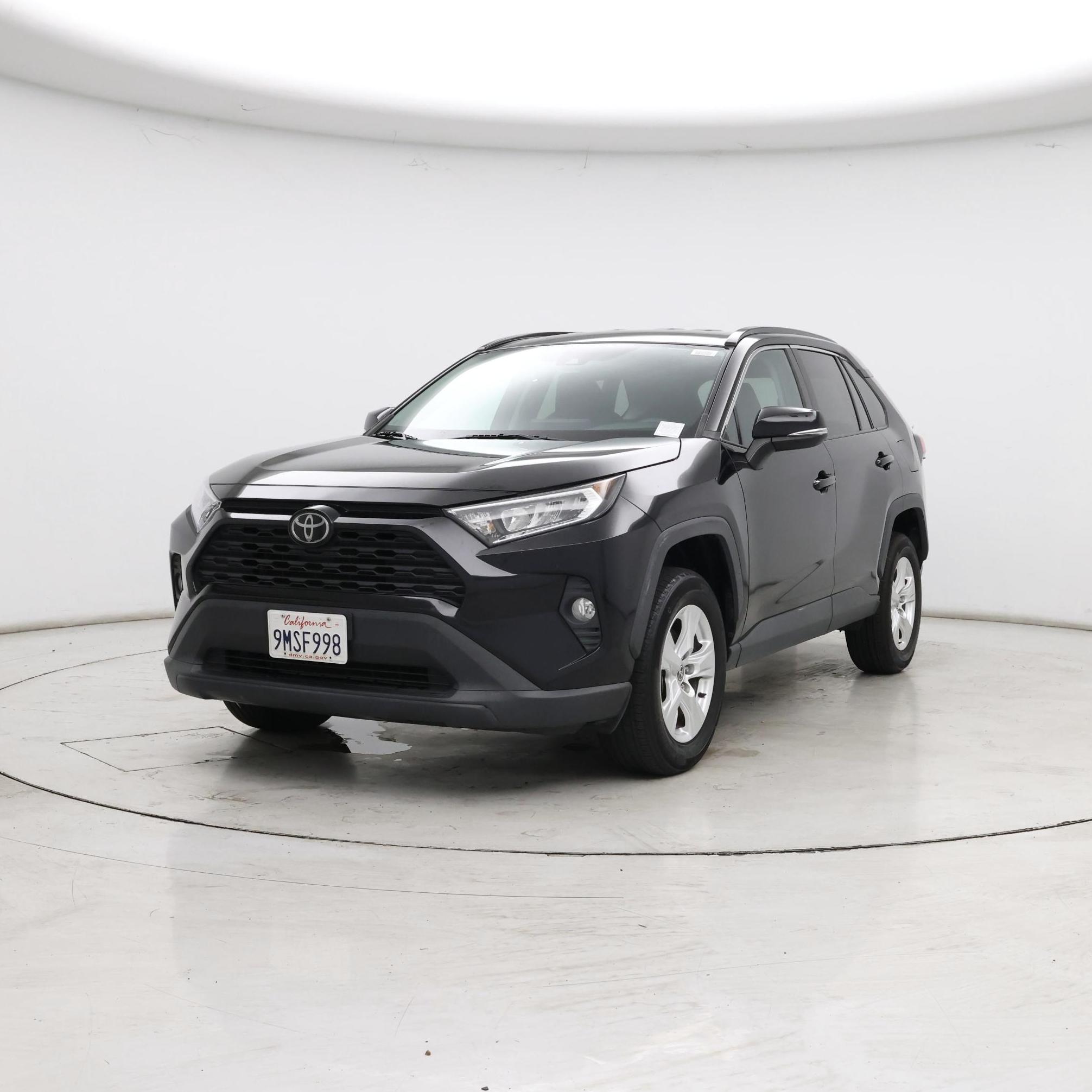 Thumbnail: 2021 Toyota RAV4 - 4