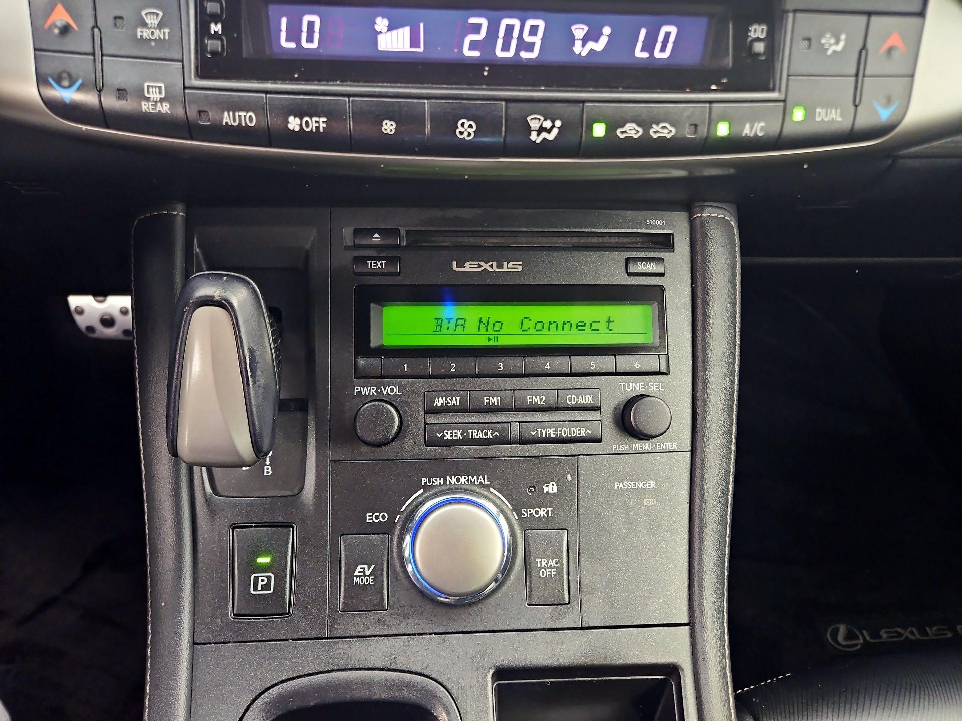 Thumbnail: 2014 Lexus CT - 14