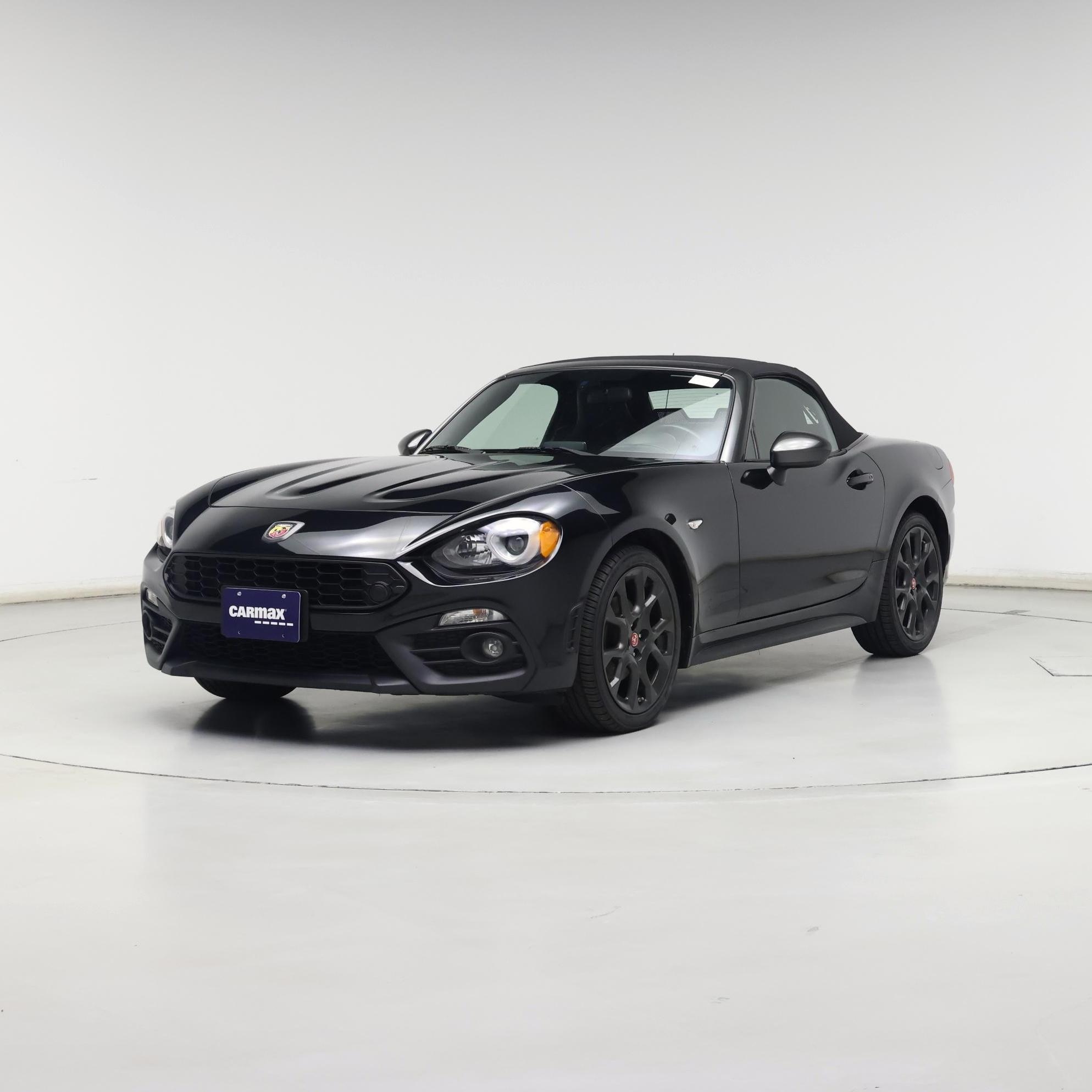 Thumbnail: 2017 Fiat 124 Spider - 4