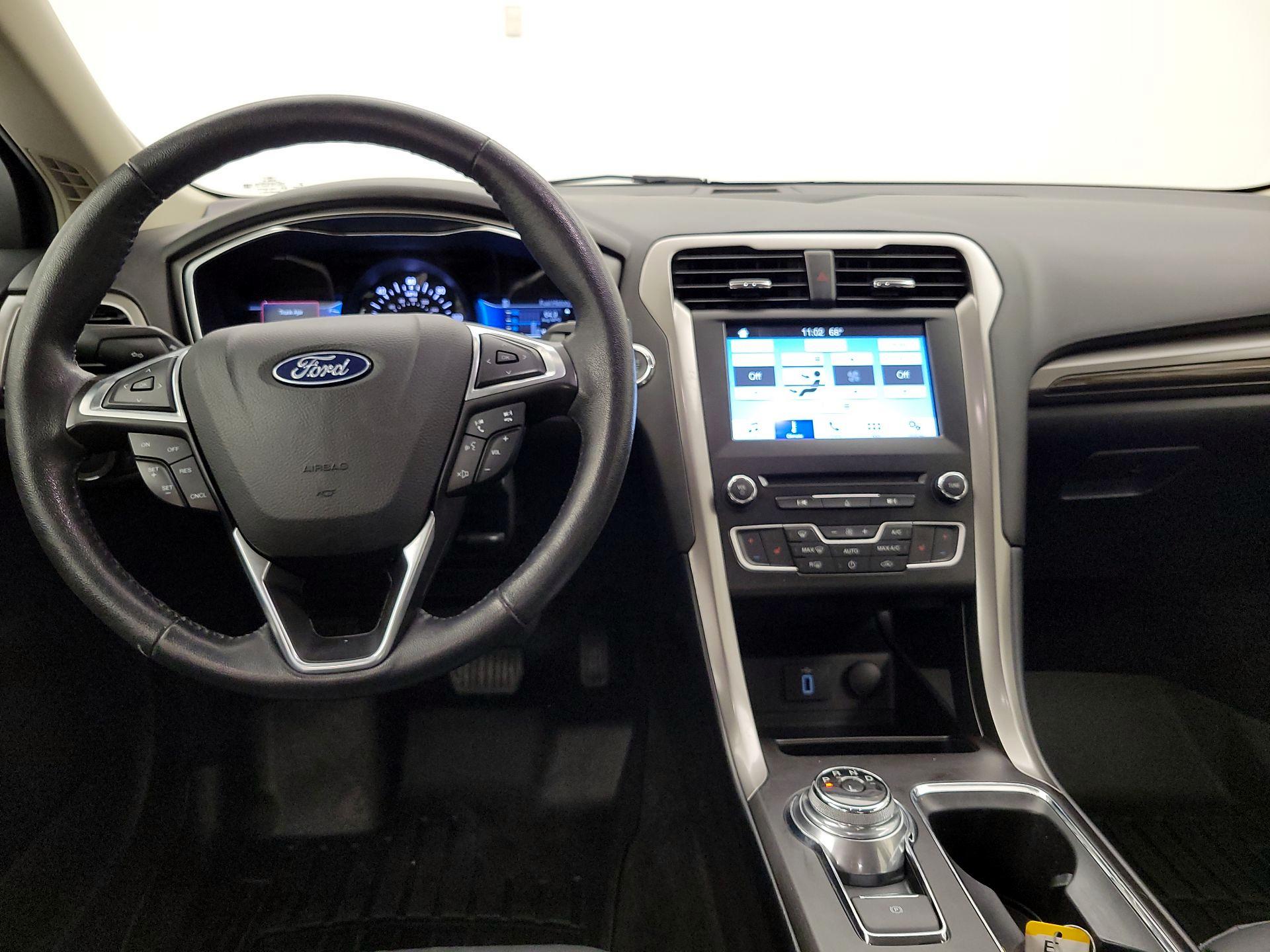 Thumbnail: 2018 Ford Fusion - 9