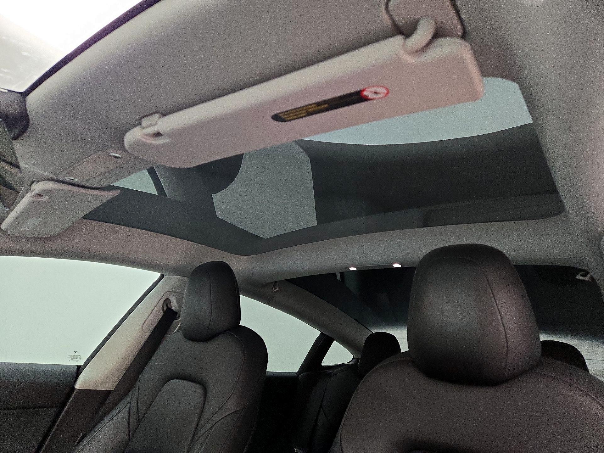Thumbnail: 2023 Tesla Model 3 - 19