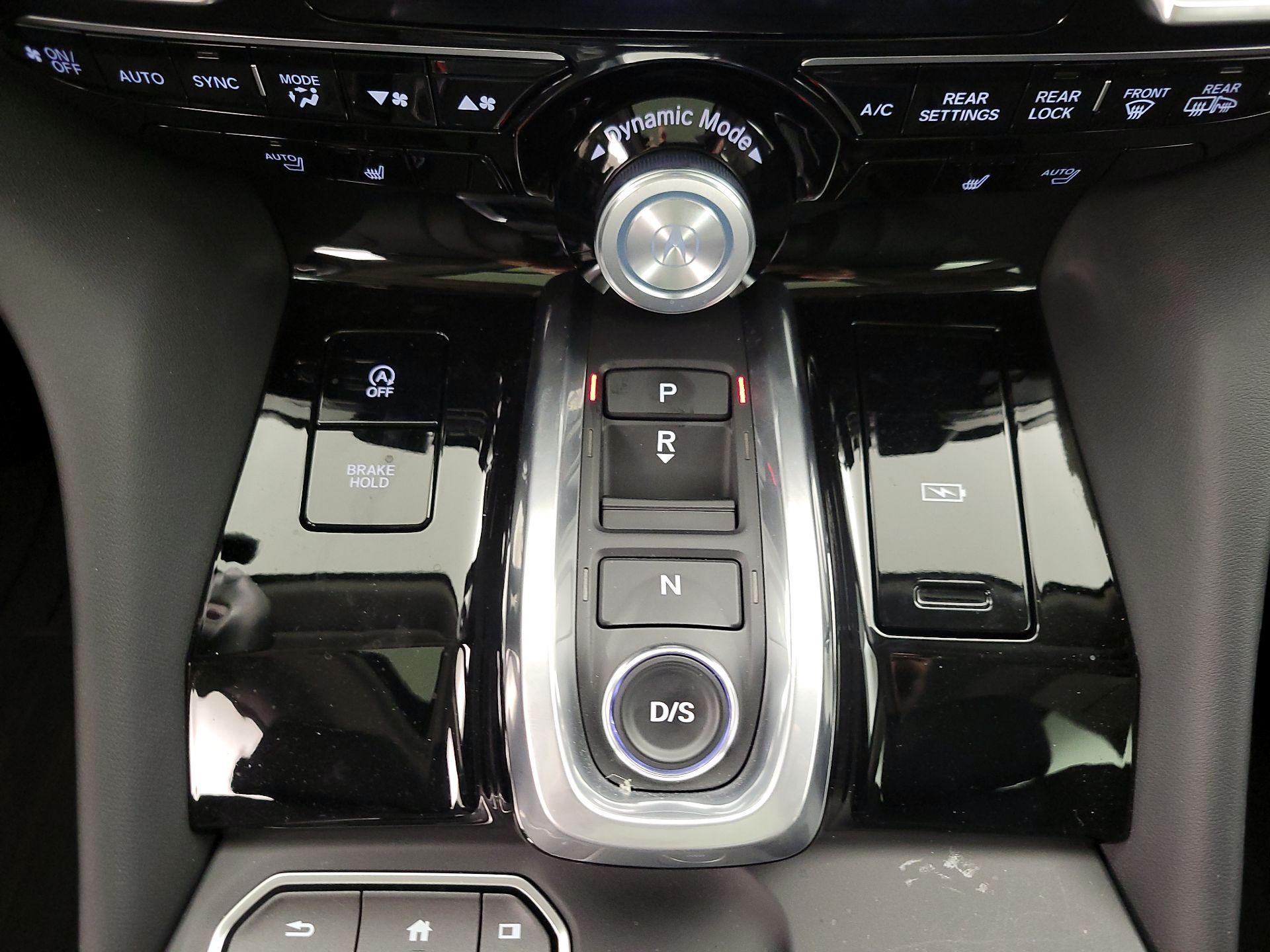 Thumbnail: 2022 Acura MDX - 18