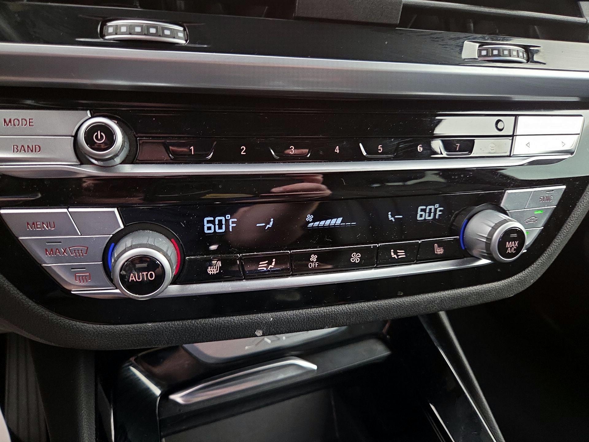 Thumbnail: 2021 BMW X3 - 17