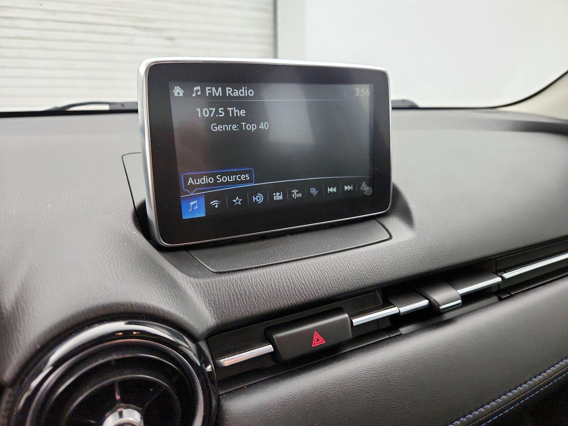 Thumbnail: 2017 Toyota Yaris iA - 15