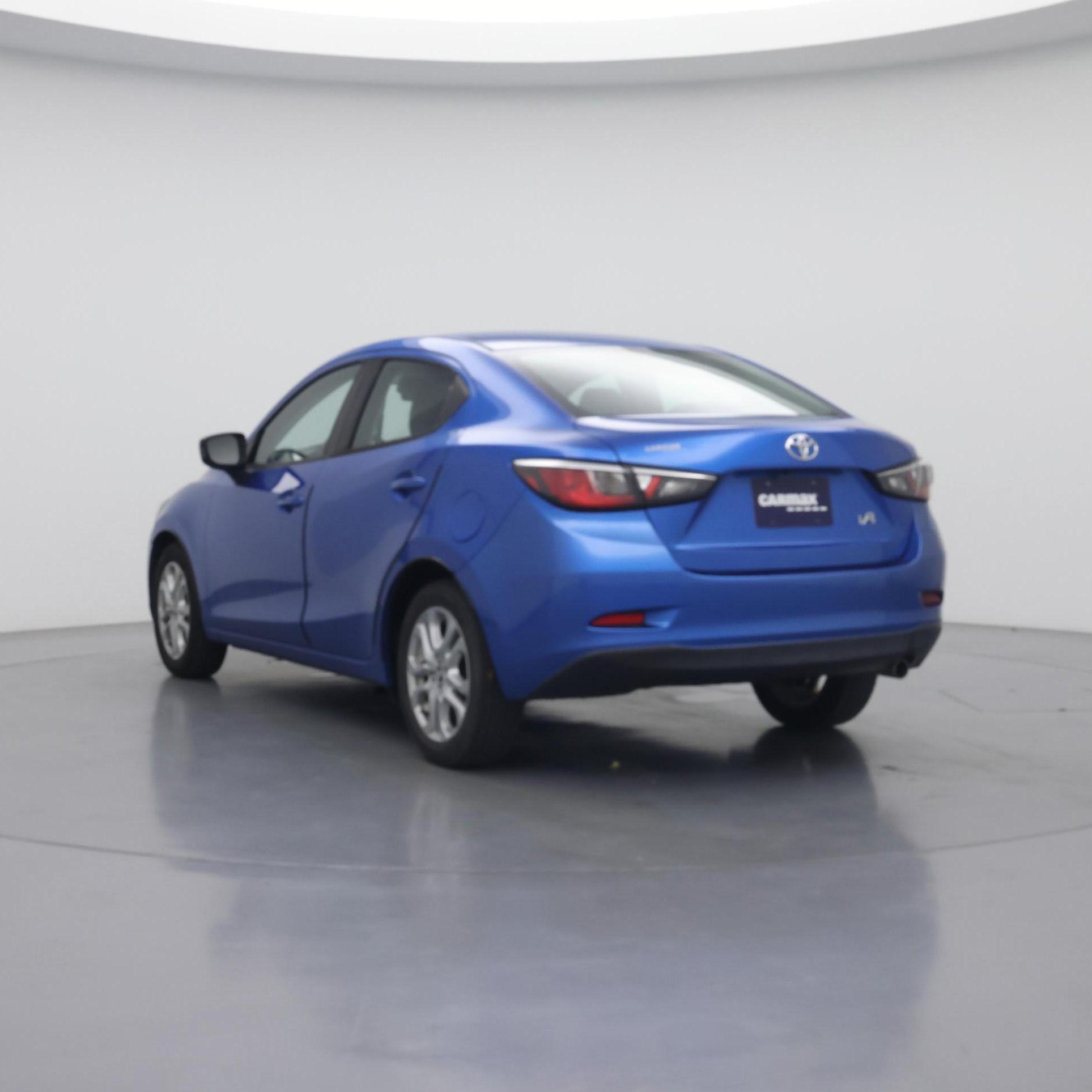 Thumbnail: 2017 Toyota Yaris iA - 2
